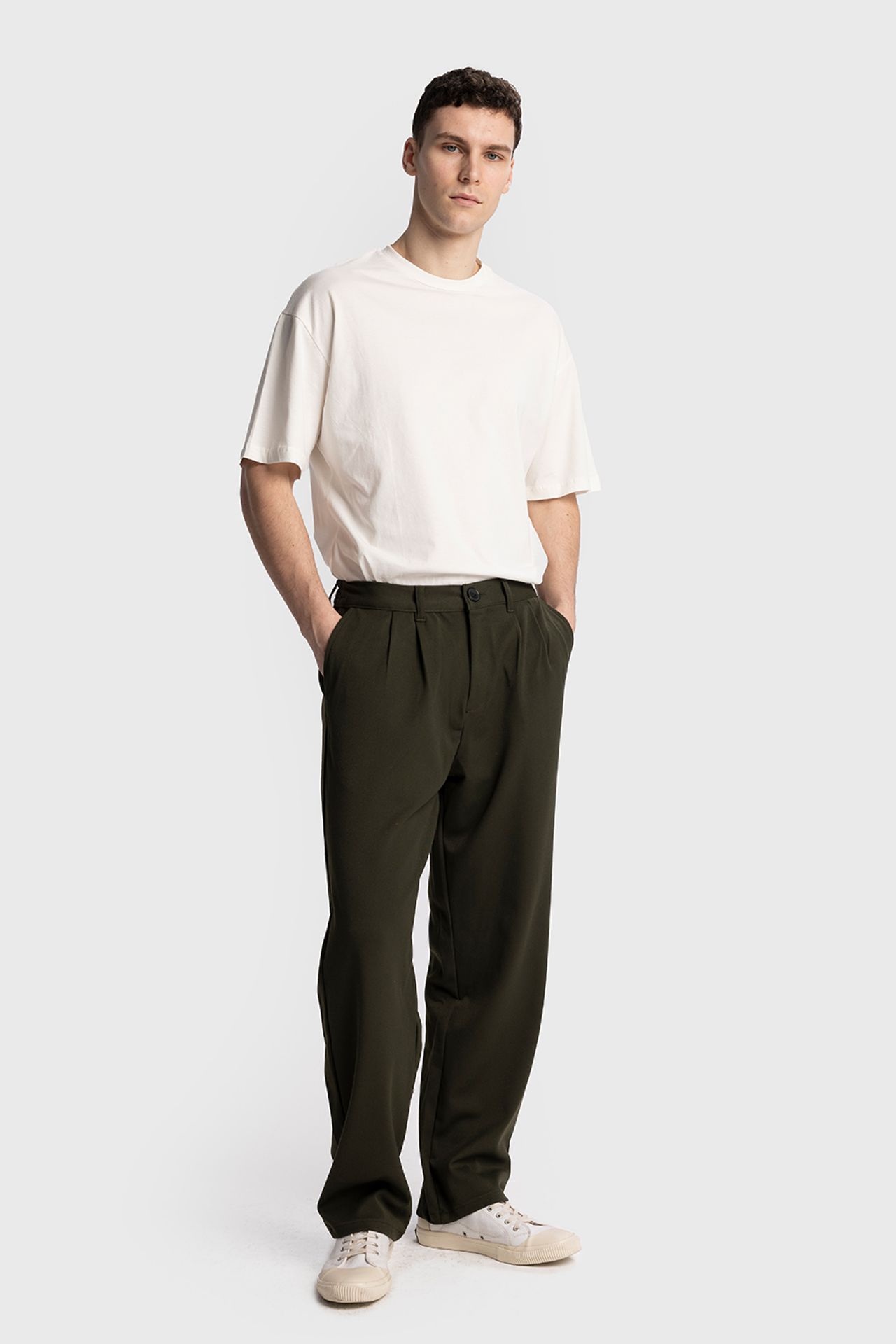 GIESTO Pleated Straight Leg Pants 1