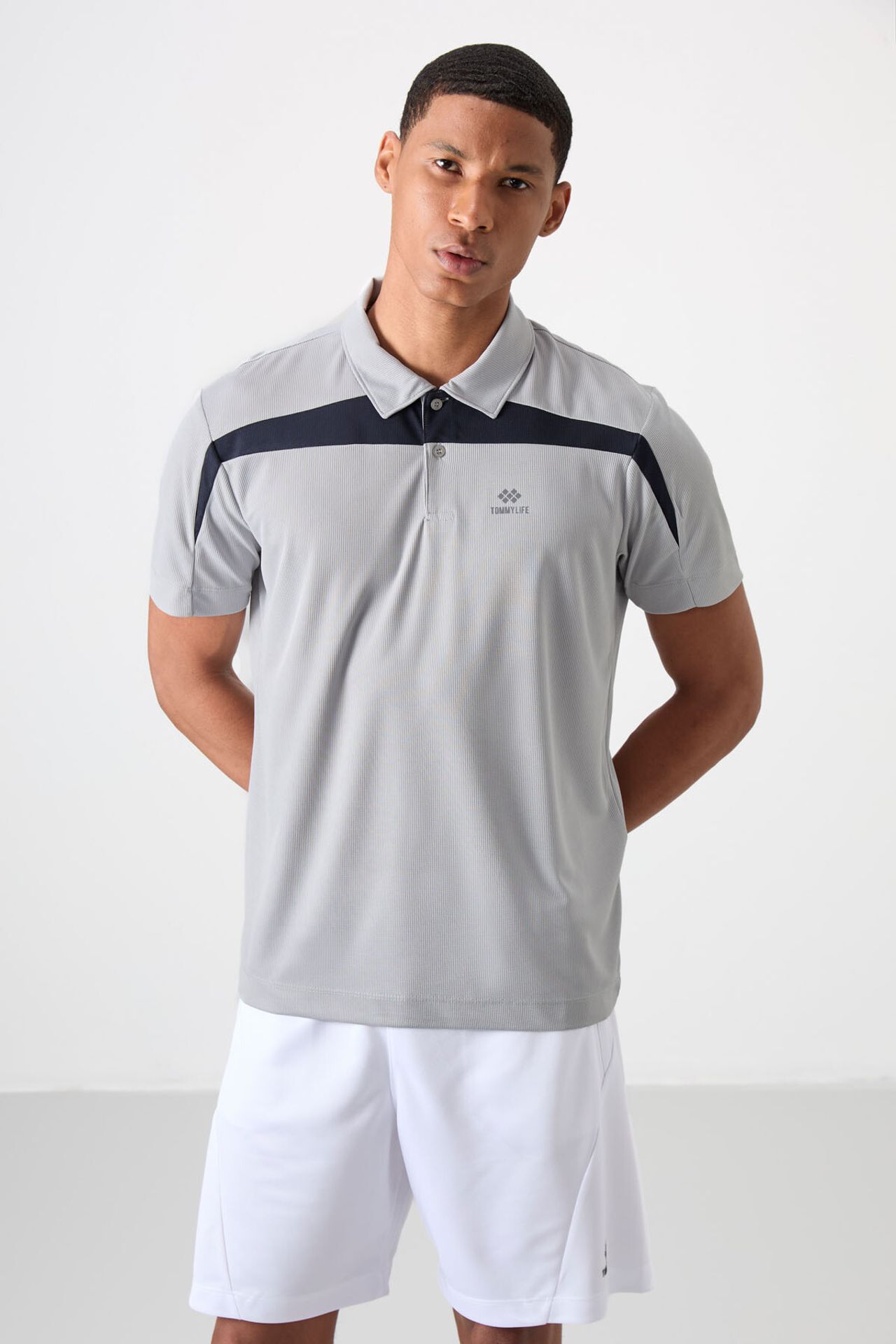 TOMMY Men's Colour-Blocked Polo T-Shirt 1