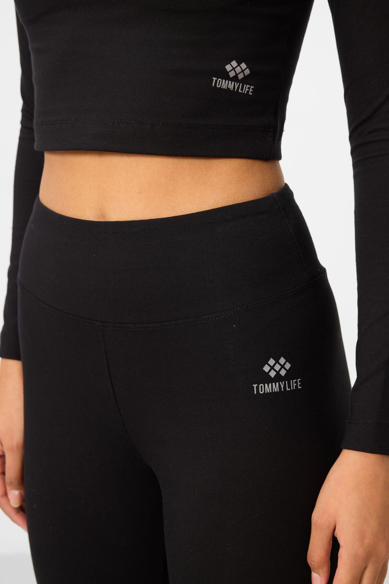 TOMMY Cotton Elastane Crop T-Shirt And Leggings Set 3
