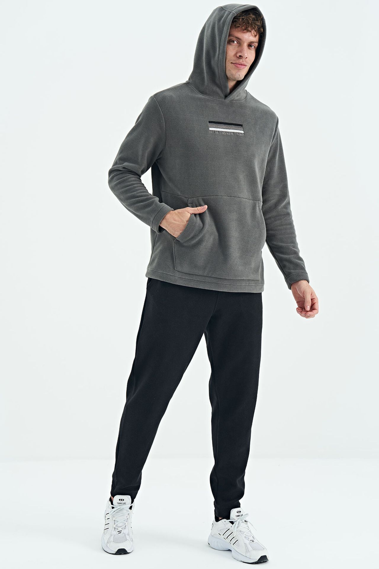 TOMMY Men's Printed Logo Hoodie 6
