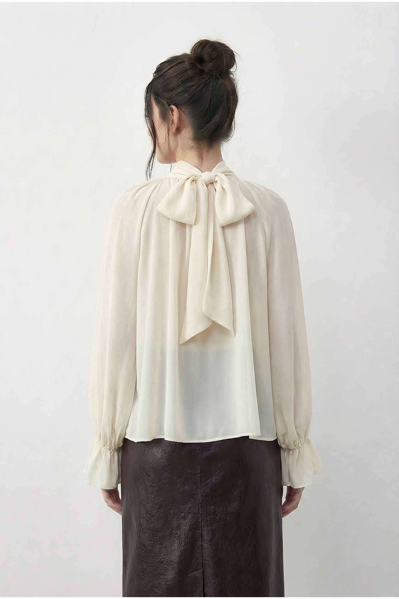 LUCCI Solid Chiffon Turtleneck Blouse 5