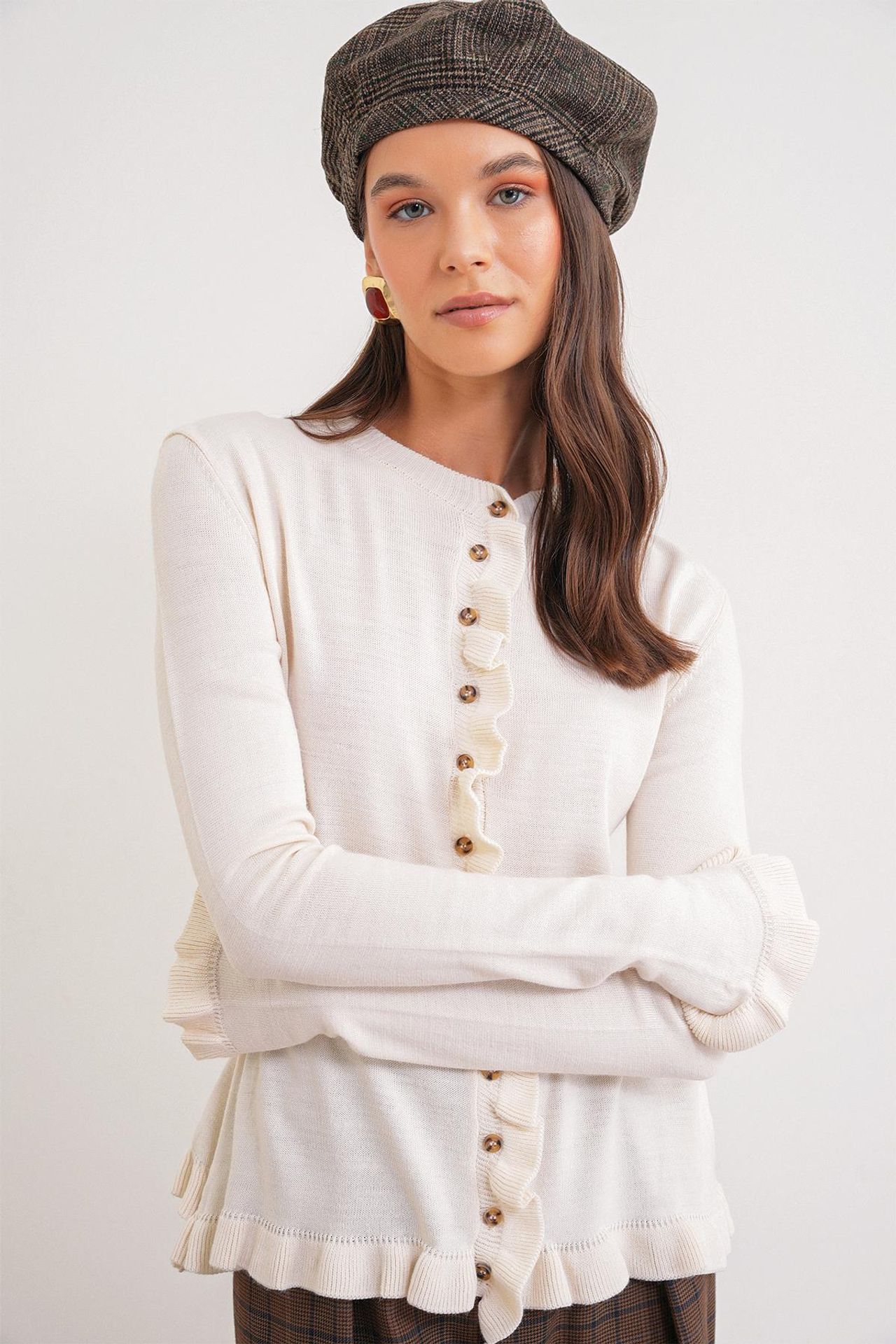 MIXRAY Frilly Ribbed Knit Cardigan 4