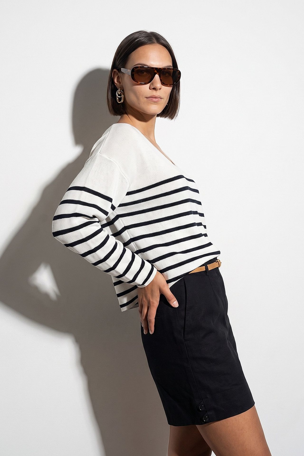 DILVIN Striped V-neck Ribbed Knit Sweater 3