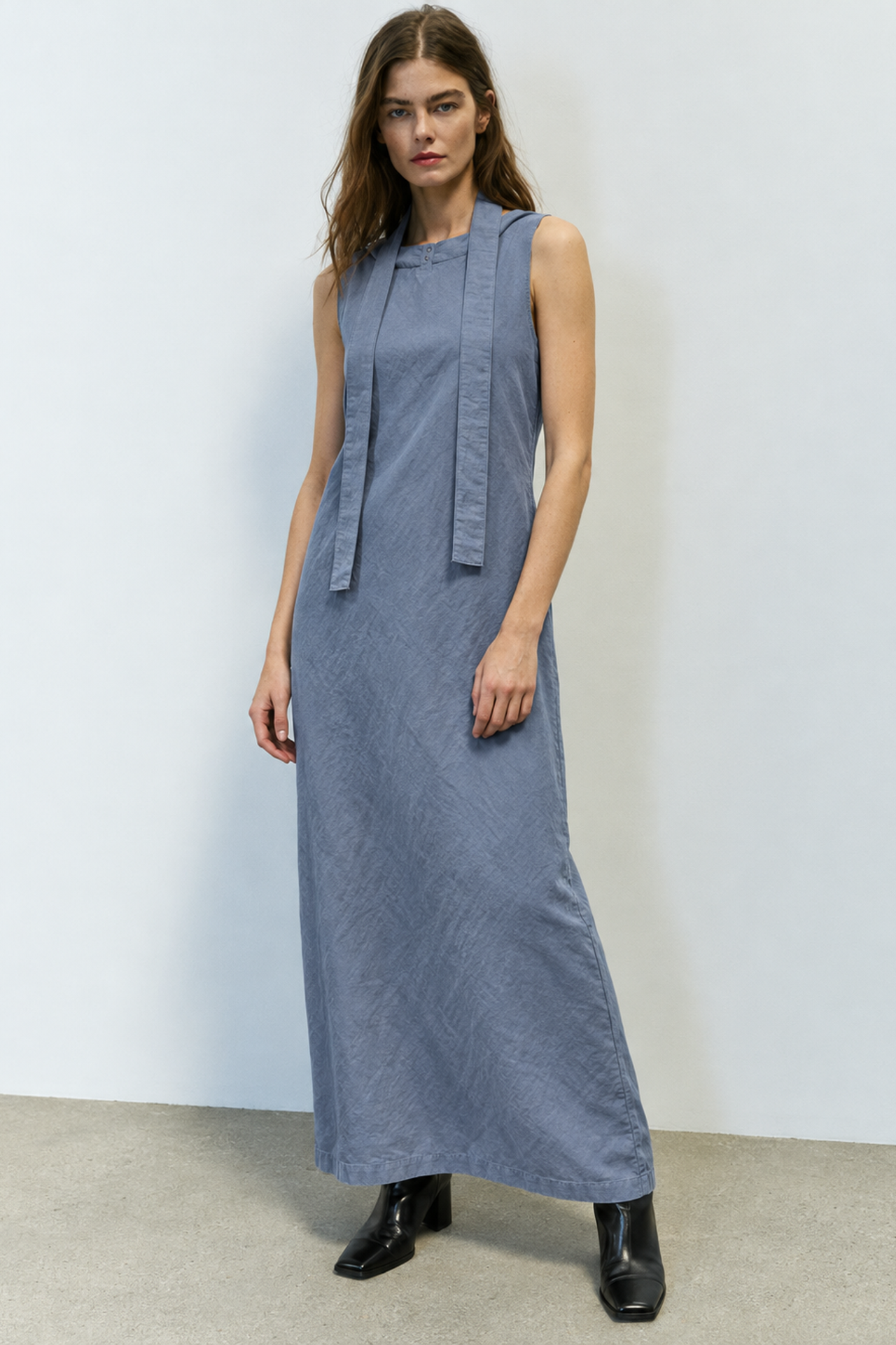 MY FASHION Belted Sleeveless Maxi Dress with Crew Neck 5