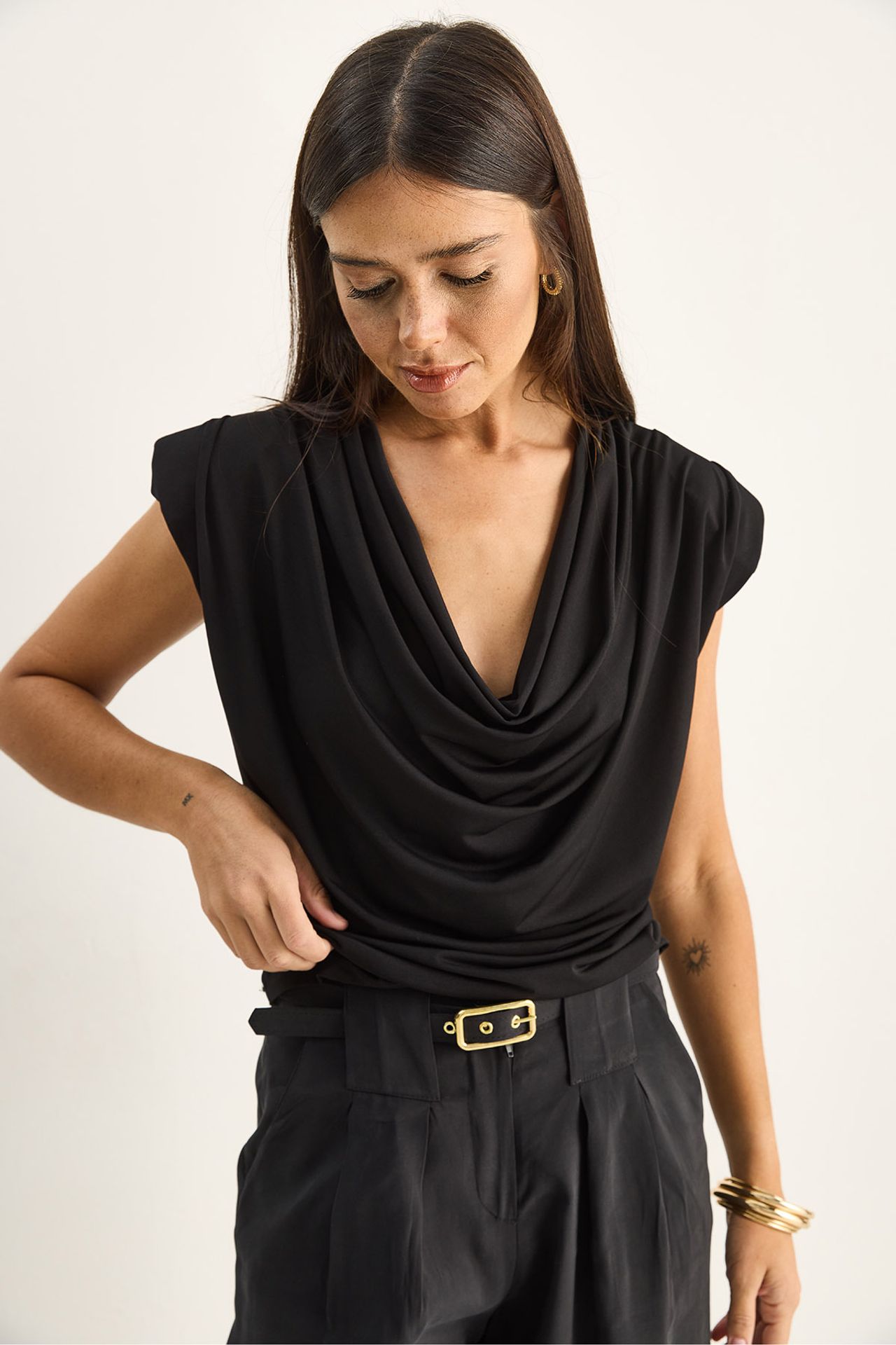LUCCI Sleeveless Cowl Neck Blouse 3