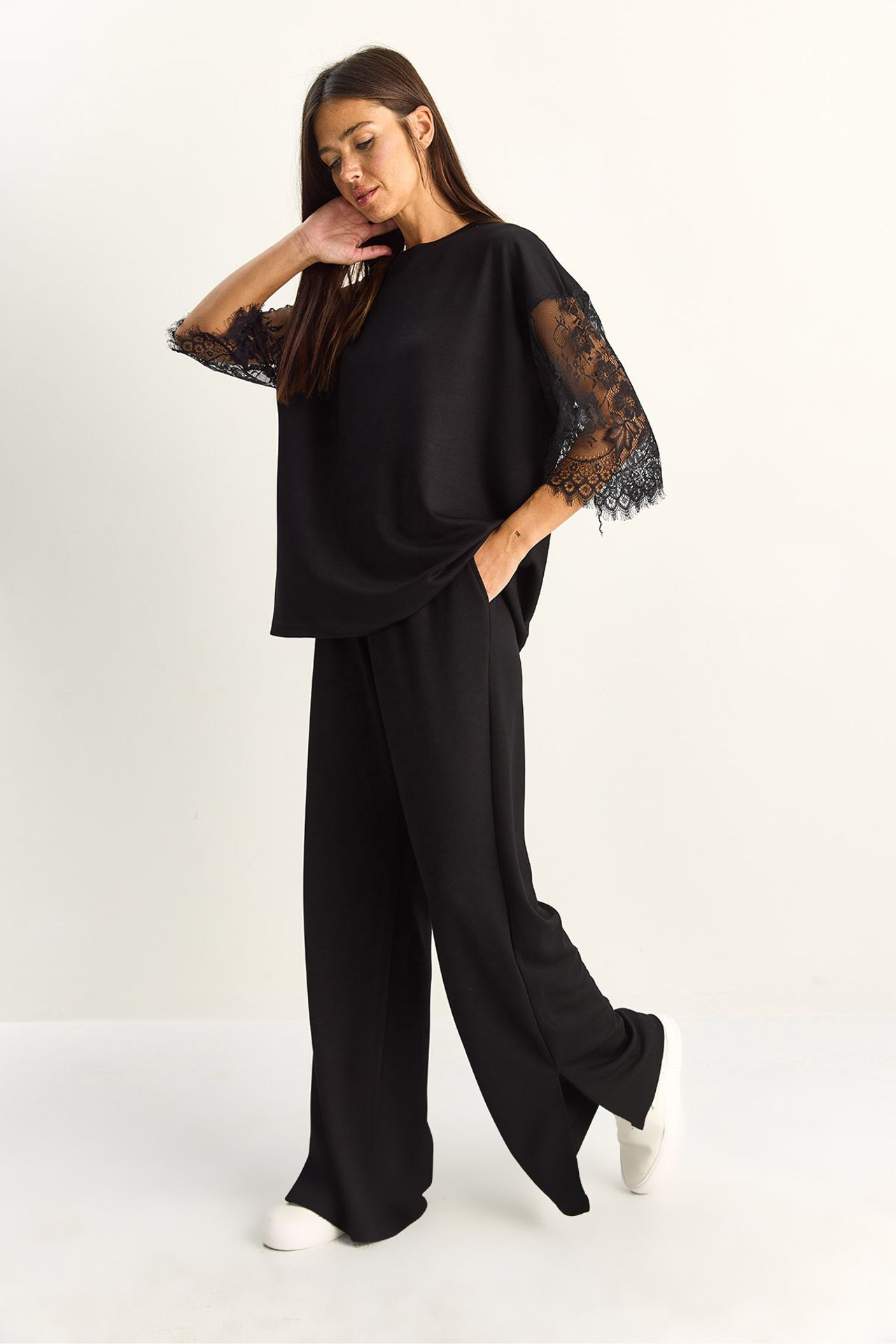 LUCCI Two-Piece Coordinated Set 4