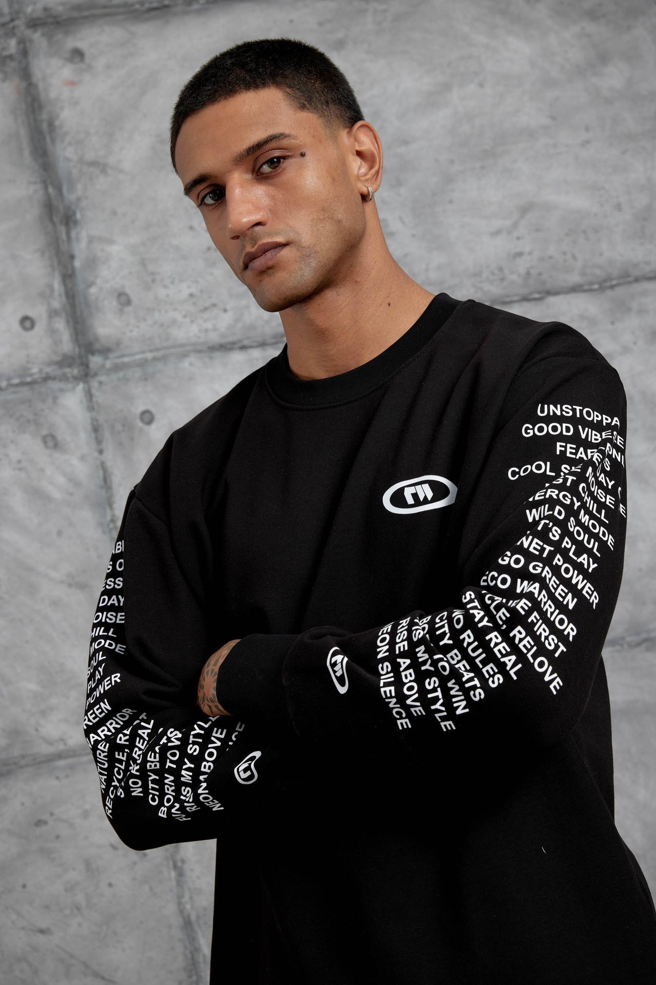 NOMARC Rahat Bisiklet Yaka Sweatshirt 1