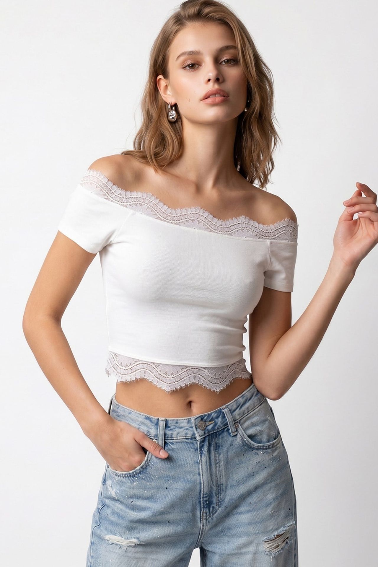 MIXRAY Embroidered Slim-fit Boat Neck Crop Top 5