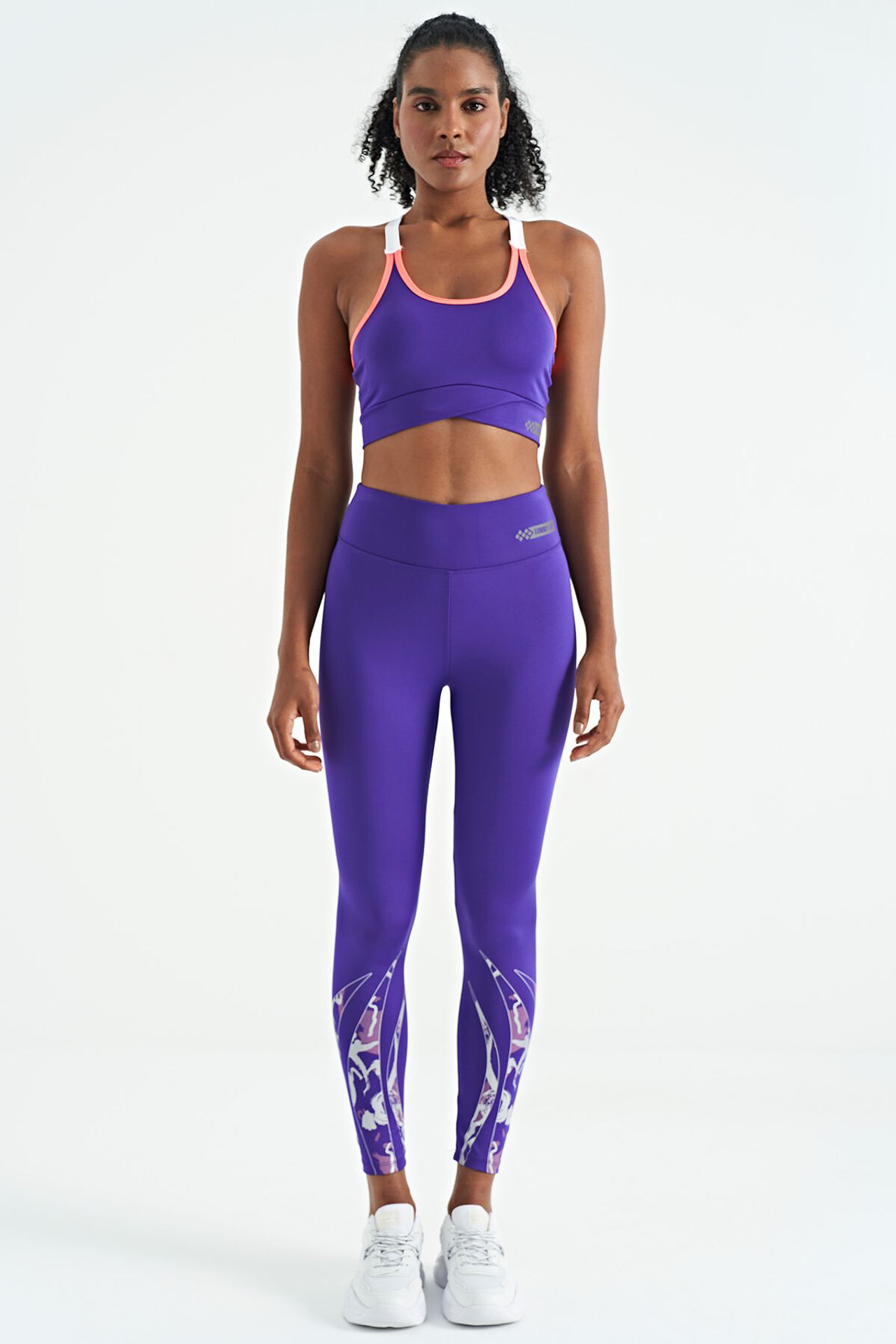 TOMMY Fitted Sleeveless Crop Sports Top 2
