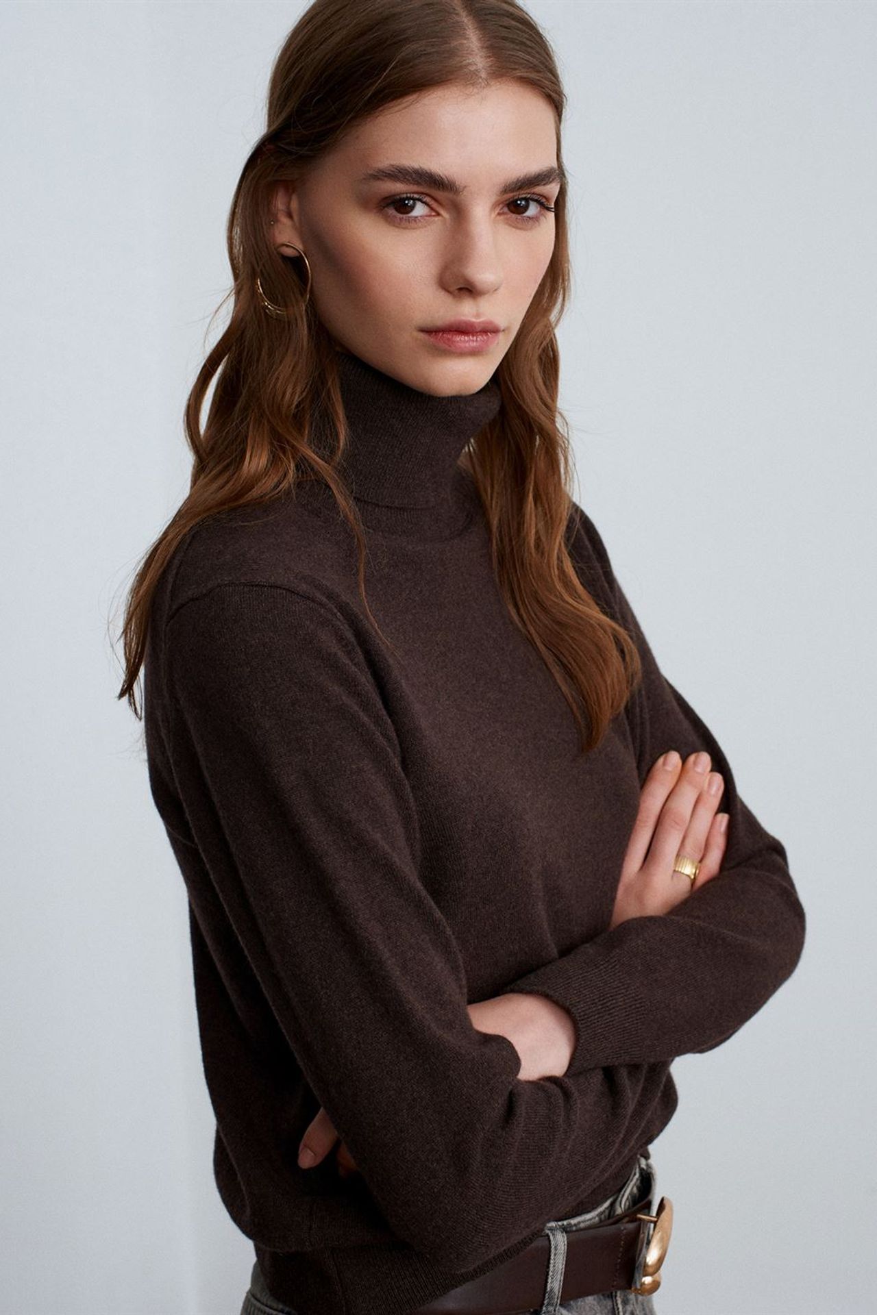 DILVIN Women's Cashmere Turtleneck Sweater 1
