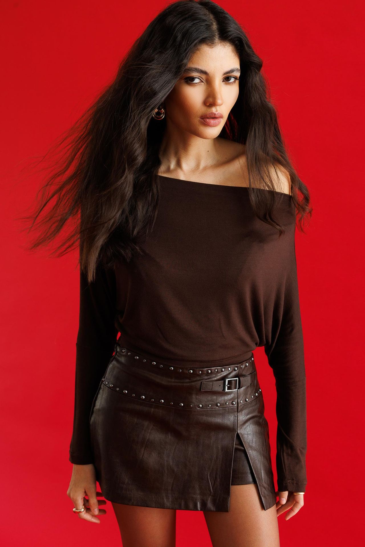 MIXRAY Asymmetrical Collar Slim Fit Crop Blouse with Cut Out 5