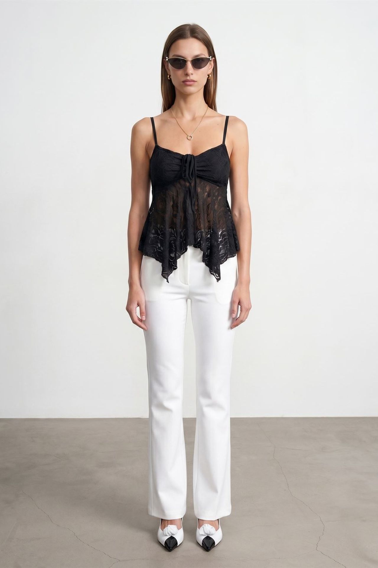 DILVIN Lace Tie-front Sleeveless Blouse 4