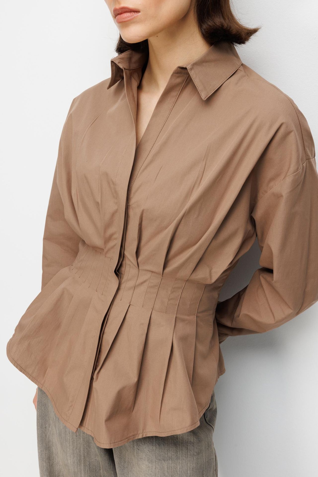 MIXRAY Fitted Long Sleeve Poplin Shirt with Button Closure 3