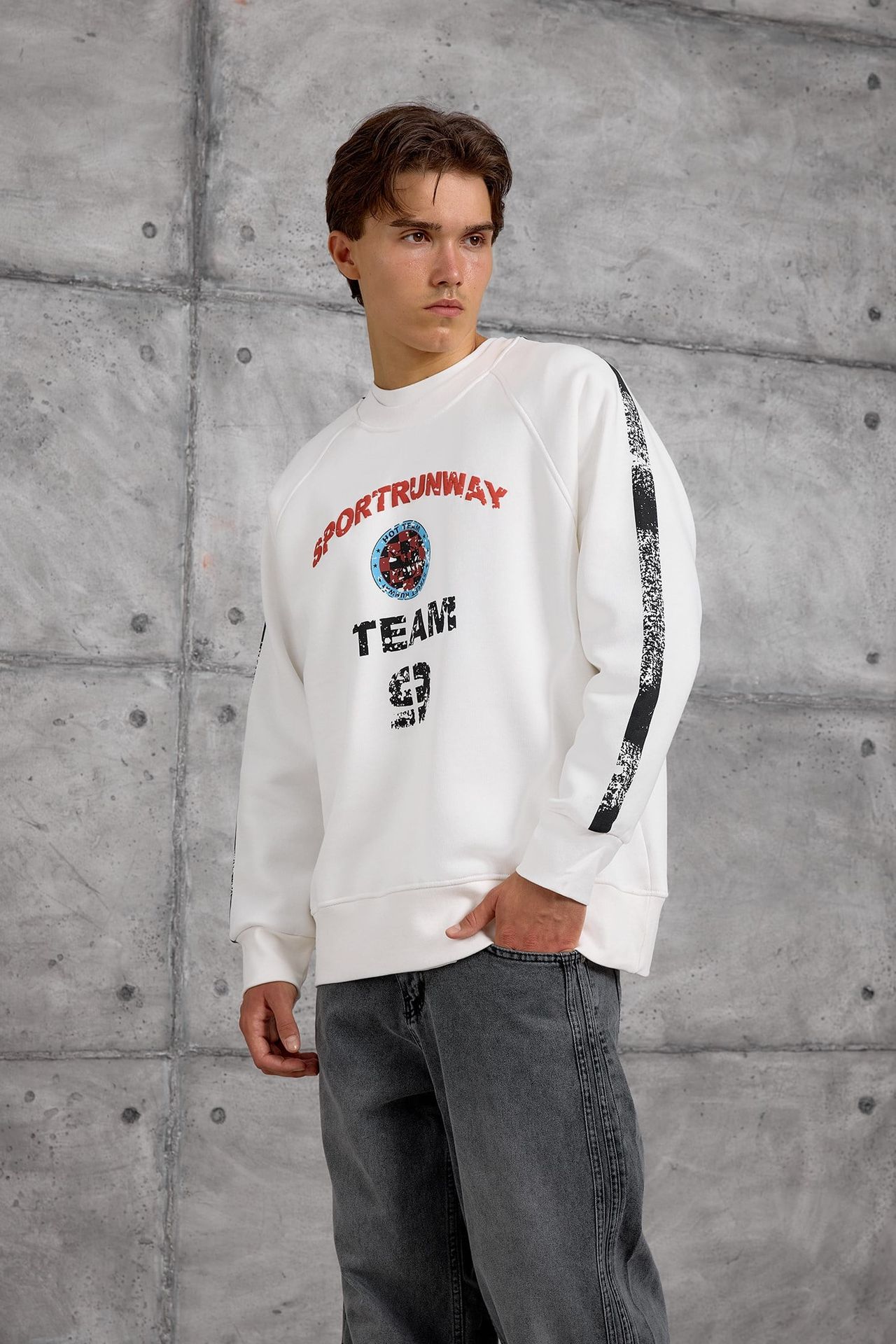 NOMARC Printed Striped Crew Neck Sweatshirt 1