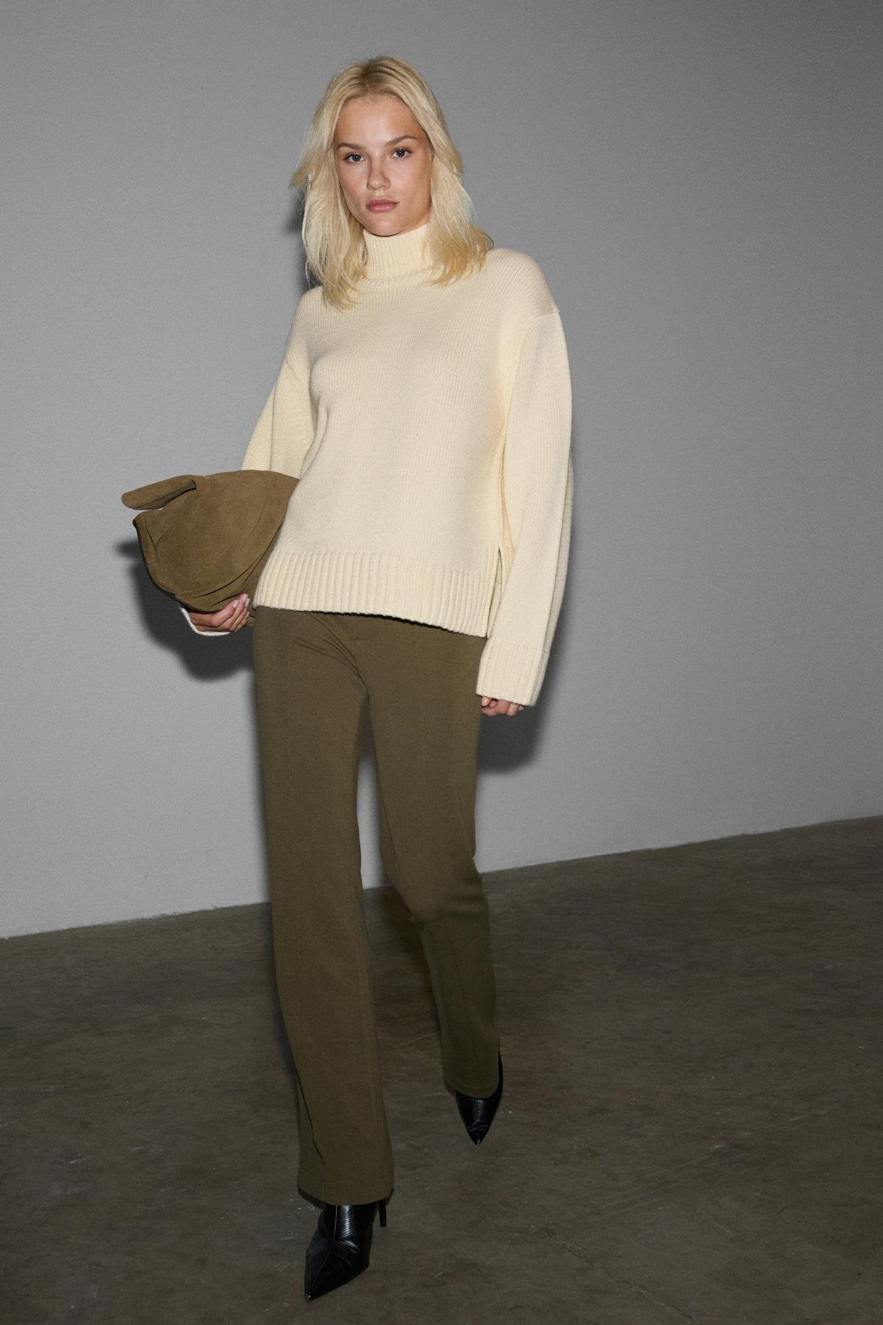 GRIMELANGE Elastic Waist Straight Leg Trousers 1