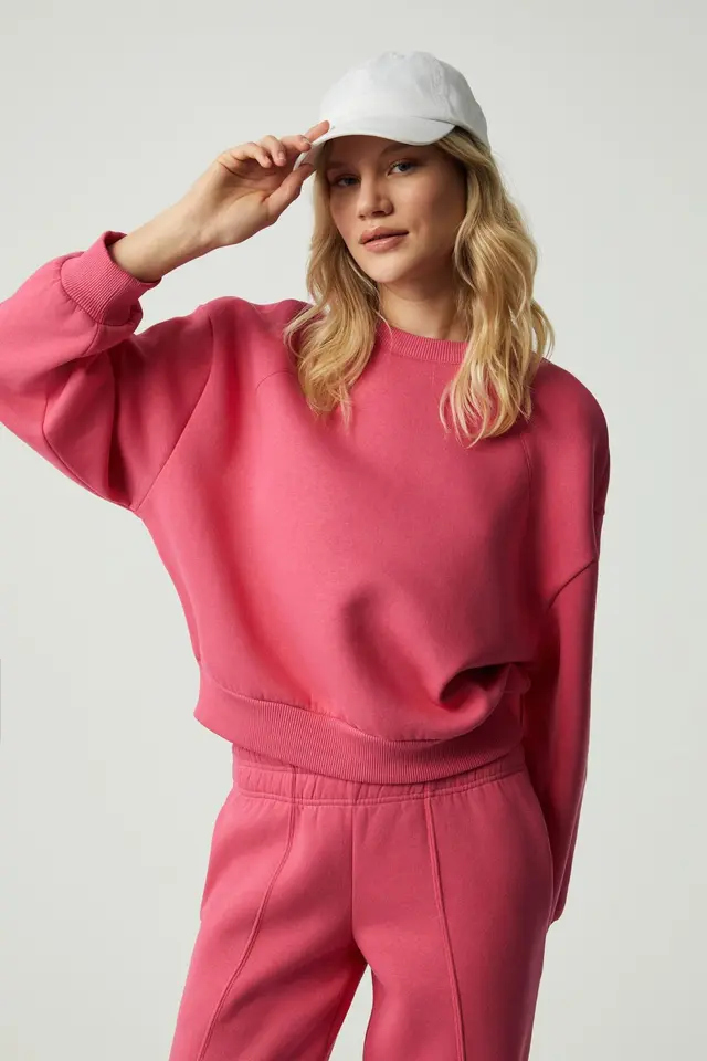 GRIMELANGE Relaxed Crew Neck Sweatshirt