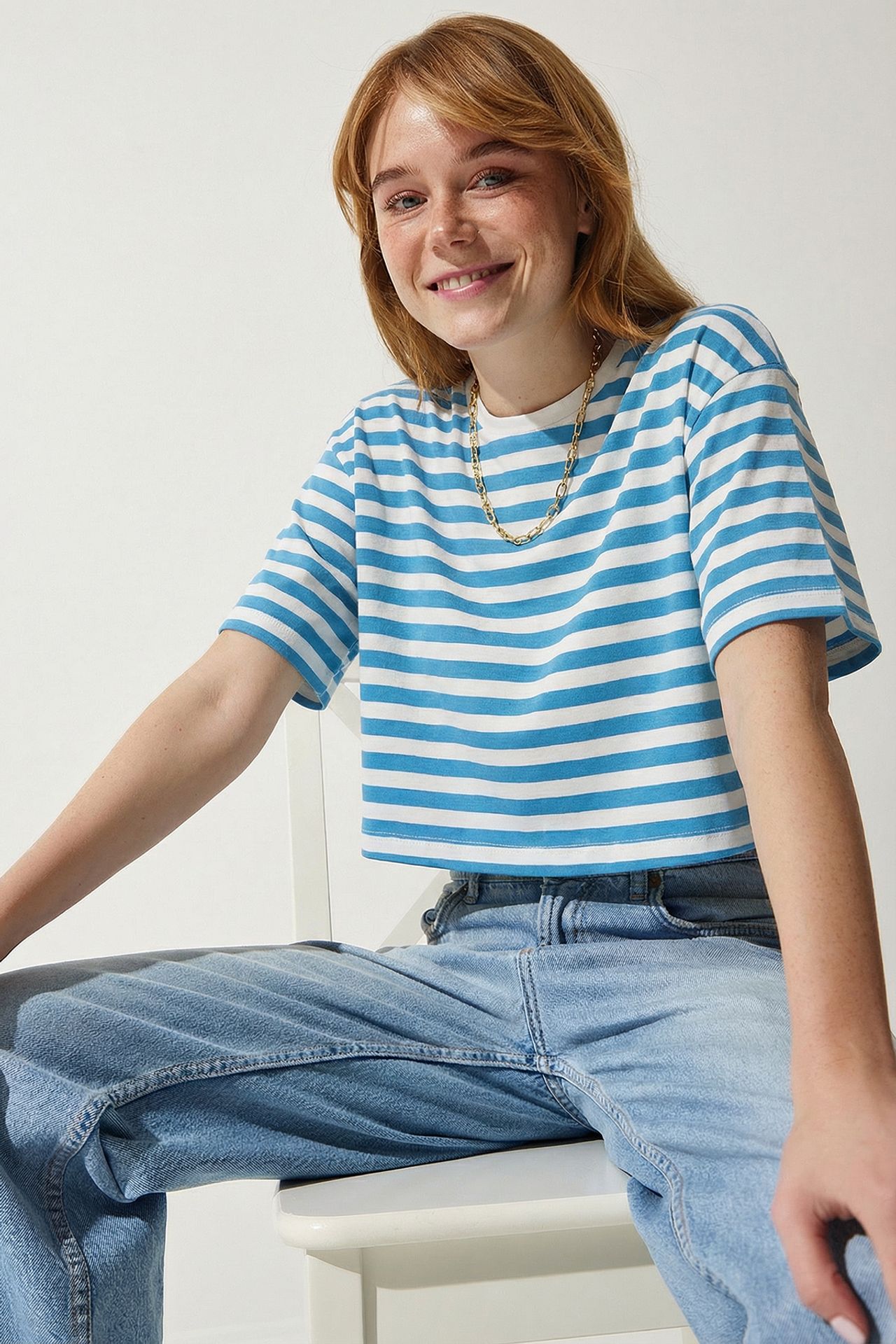 ISTANBUL Oversized Striped Crop Crew-Neck T-Shirt 1