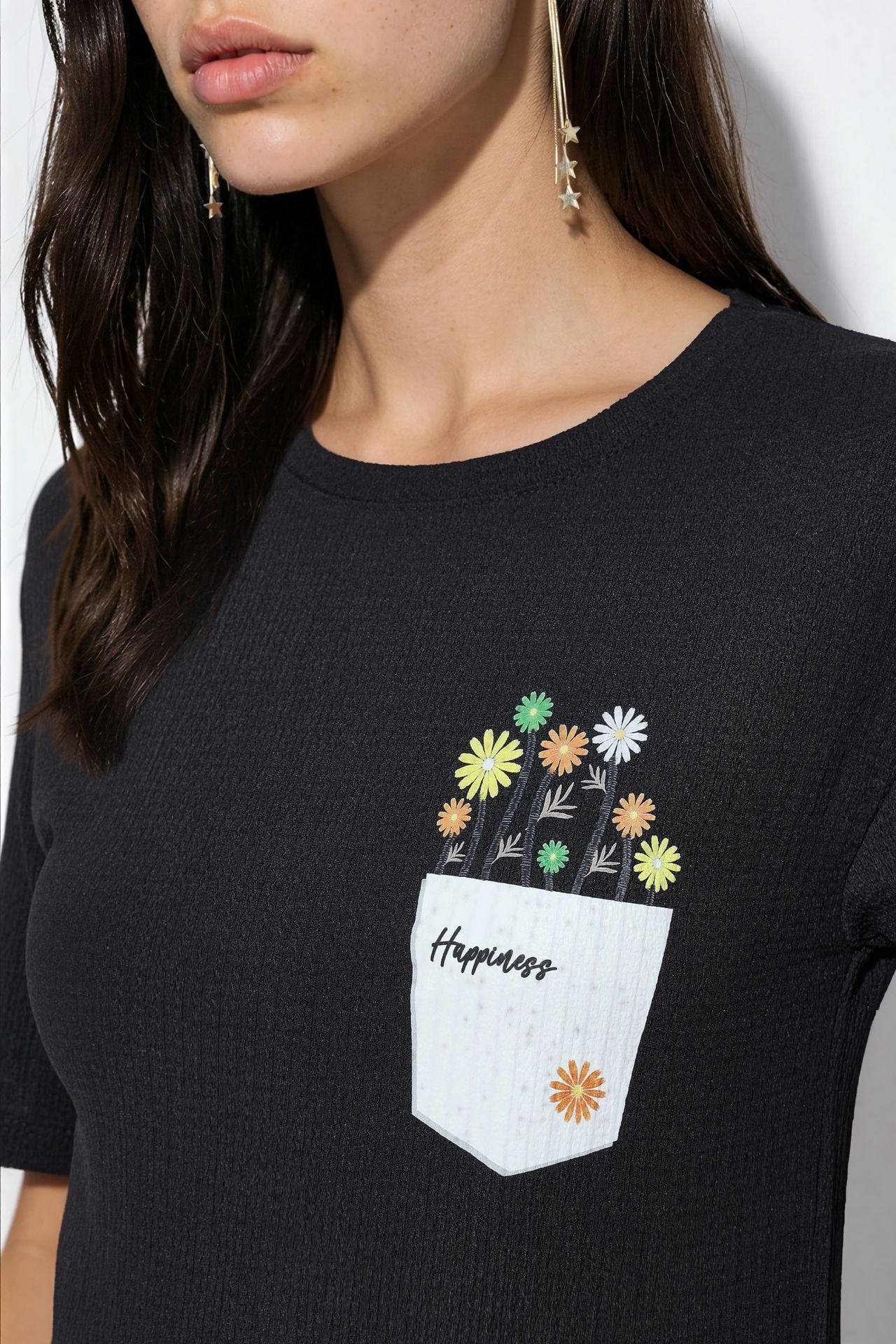 BDART Embroidered Crew Neck Printed T-Shirt 4