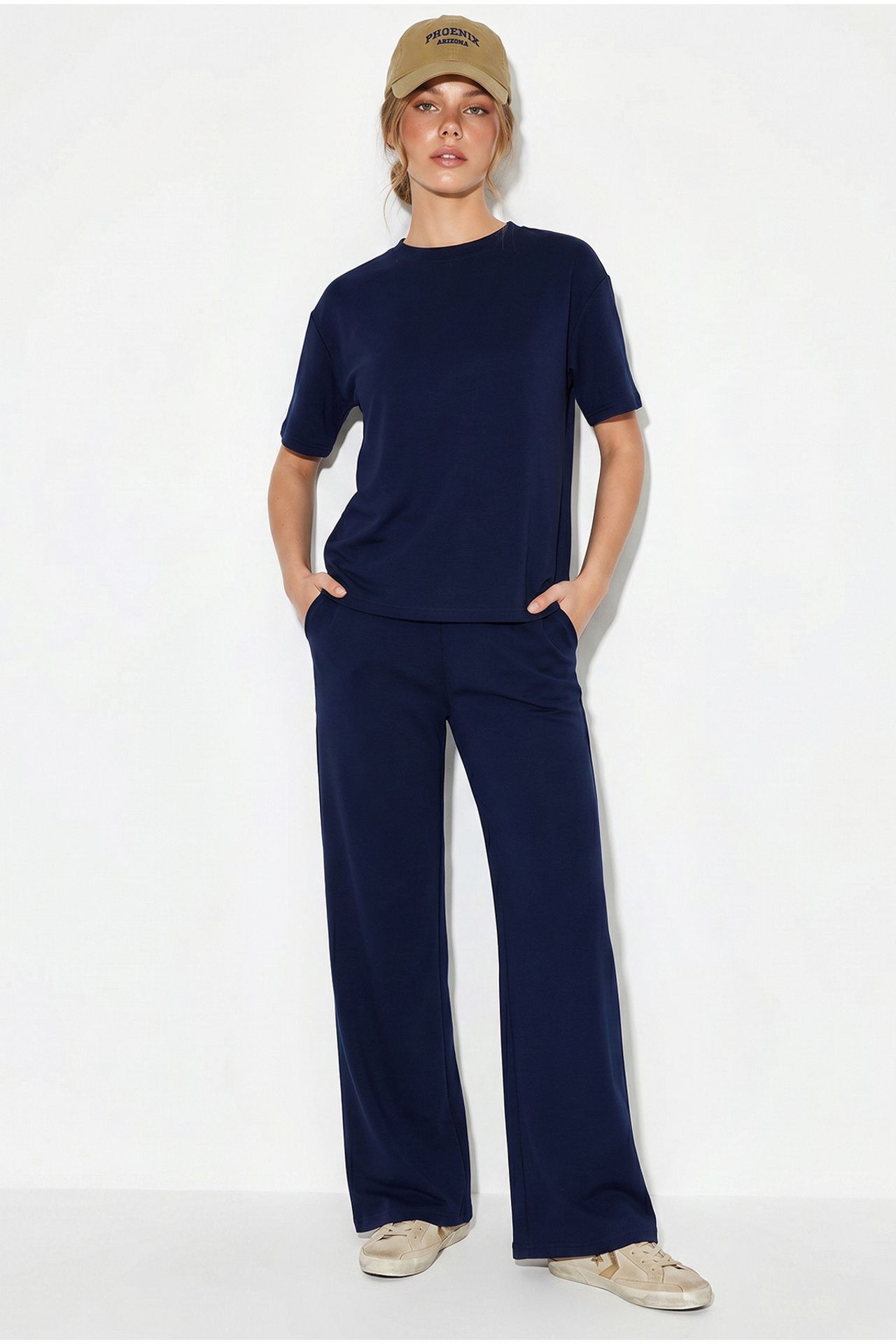 LUCCI Crew Neck T-Shirt and Pants Two-Piece Set 1