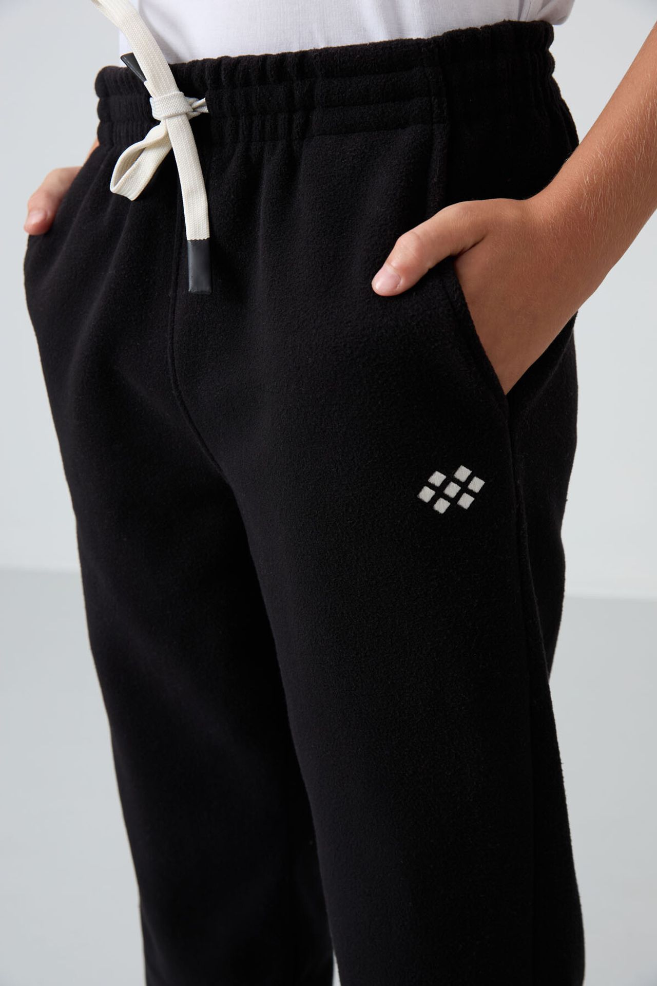 TOMMY Youth Sweatpants 3