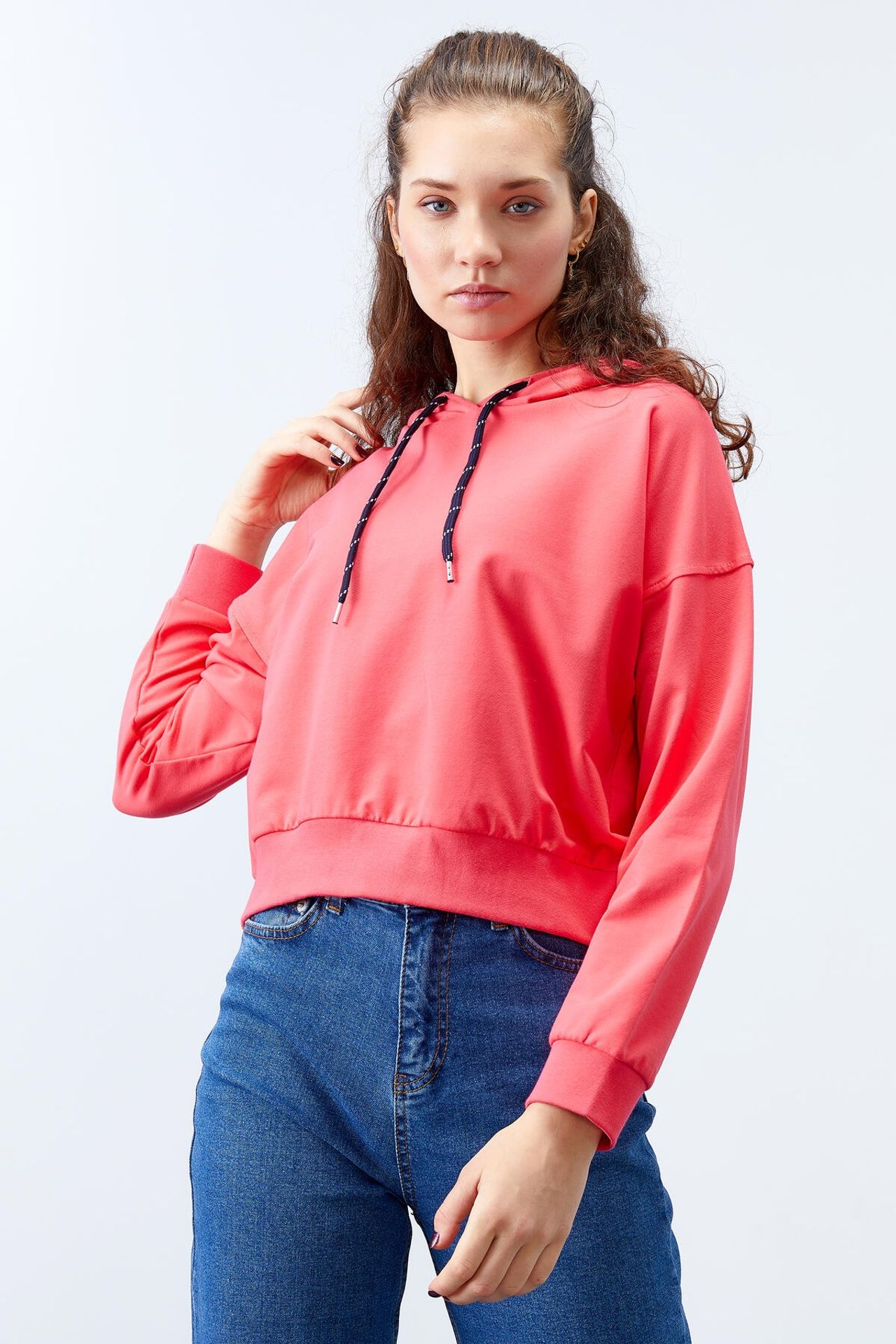 TOMMY Relaxed Hooded Sweatshirt With Tie Detail 2