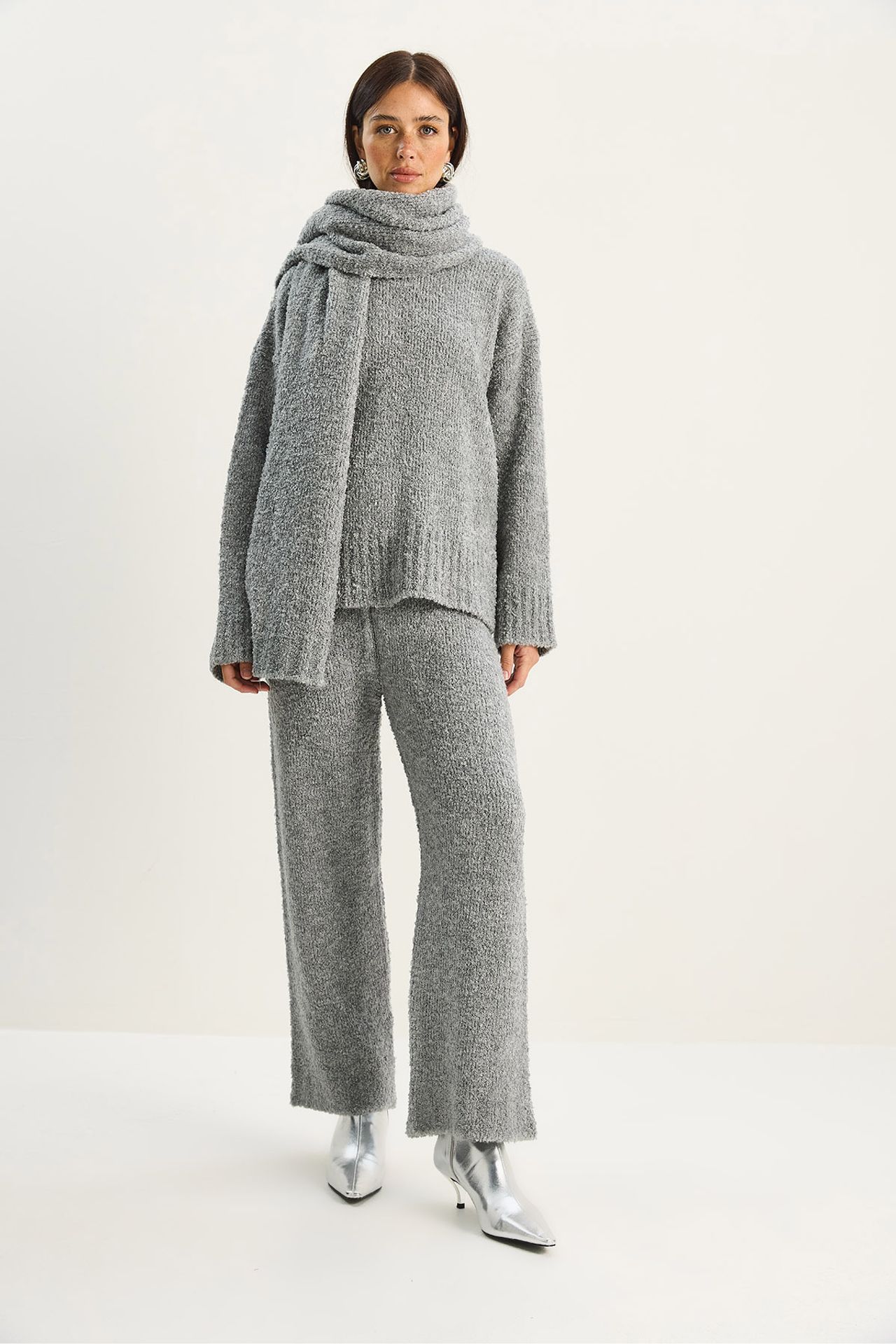 LUCCI Oversize Ribbed Knit Two-Piece Set 3