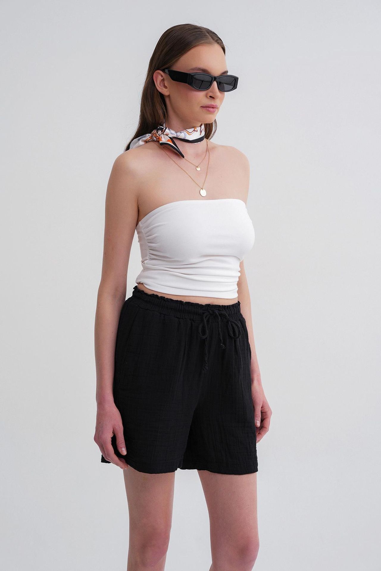 Mixray High-Waist Textured Wide-Leg Shorts