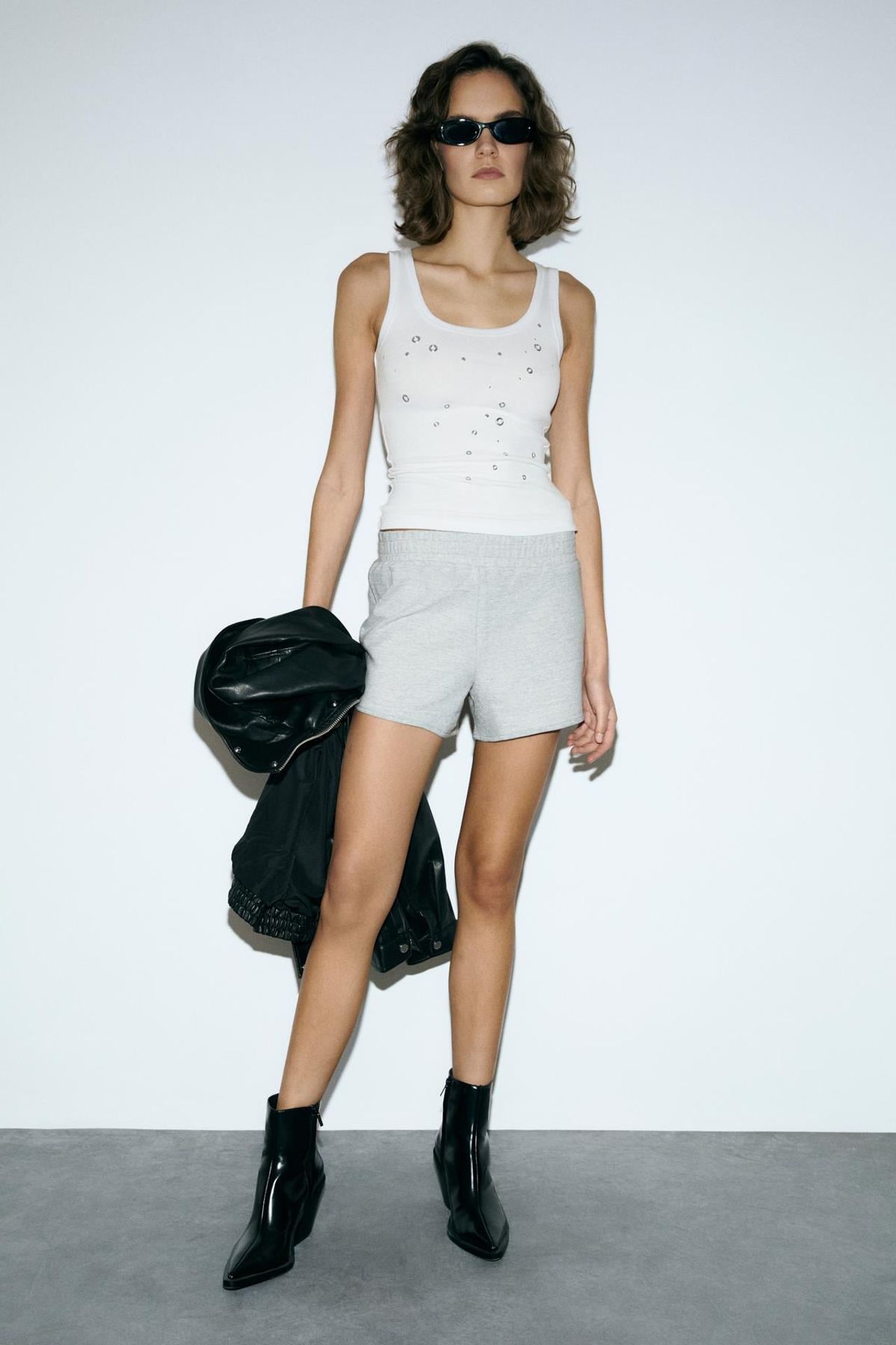 GRIMELANGE Relaxed Mid Waist Sweat Shorts 2