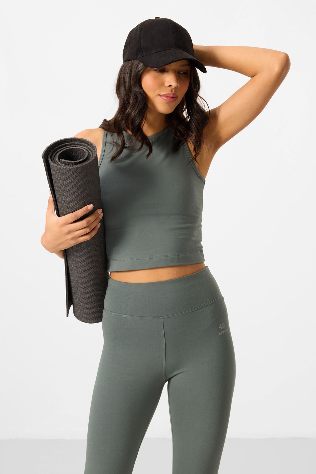 TOMMY Sleeveless Cotton Blend Active Set 3