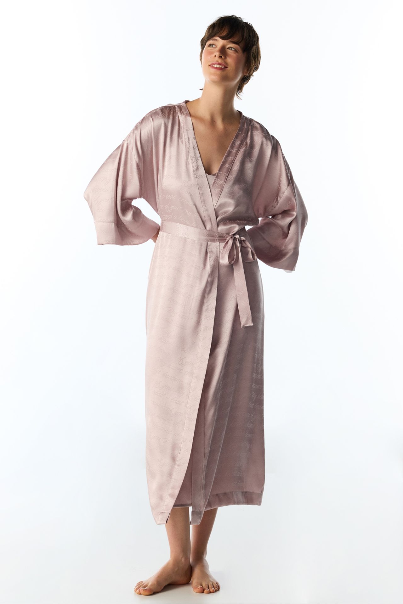 PENTI Pastel Dreamy Satin Slogan Print Sleeve Robe 2