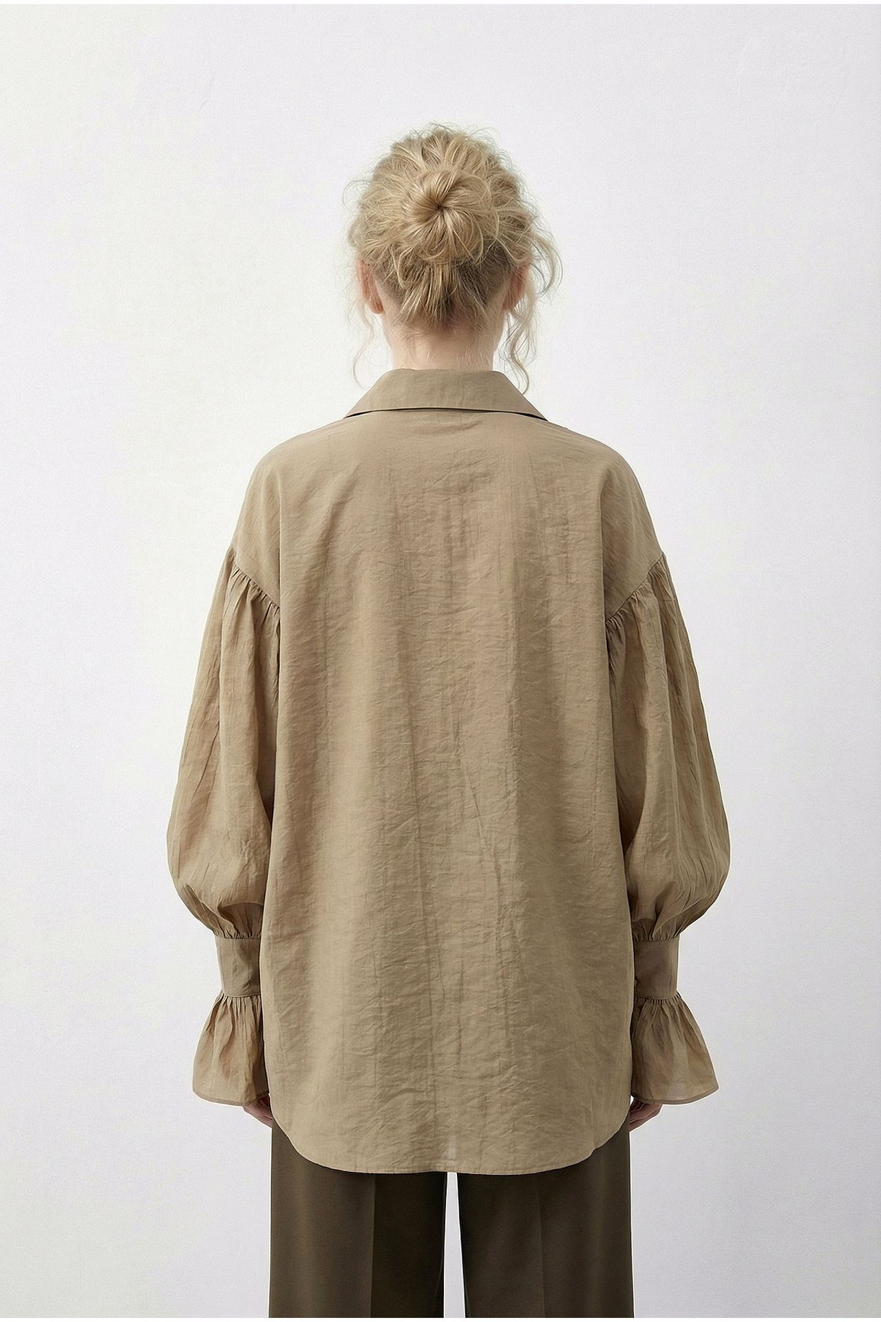 LUCCI Oversized Frilly Button-Up Shirt 4