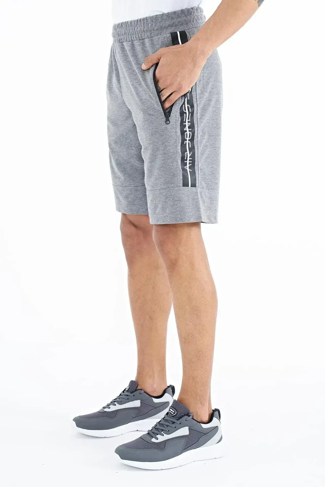 TOMMY Men's Jersey Pull-On Shorts 4
