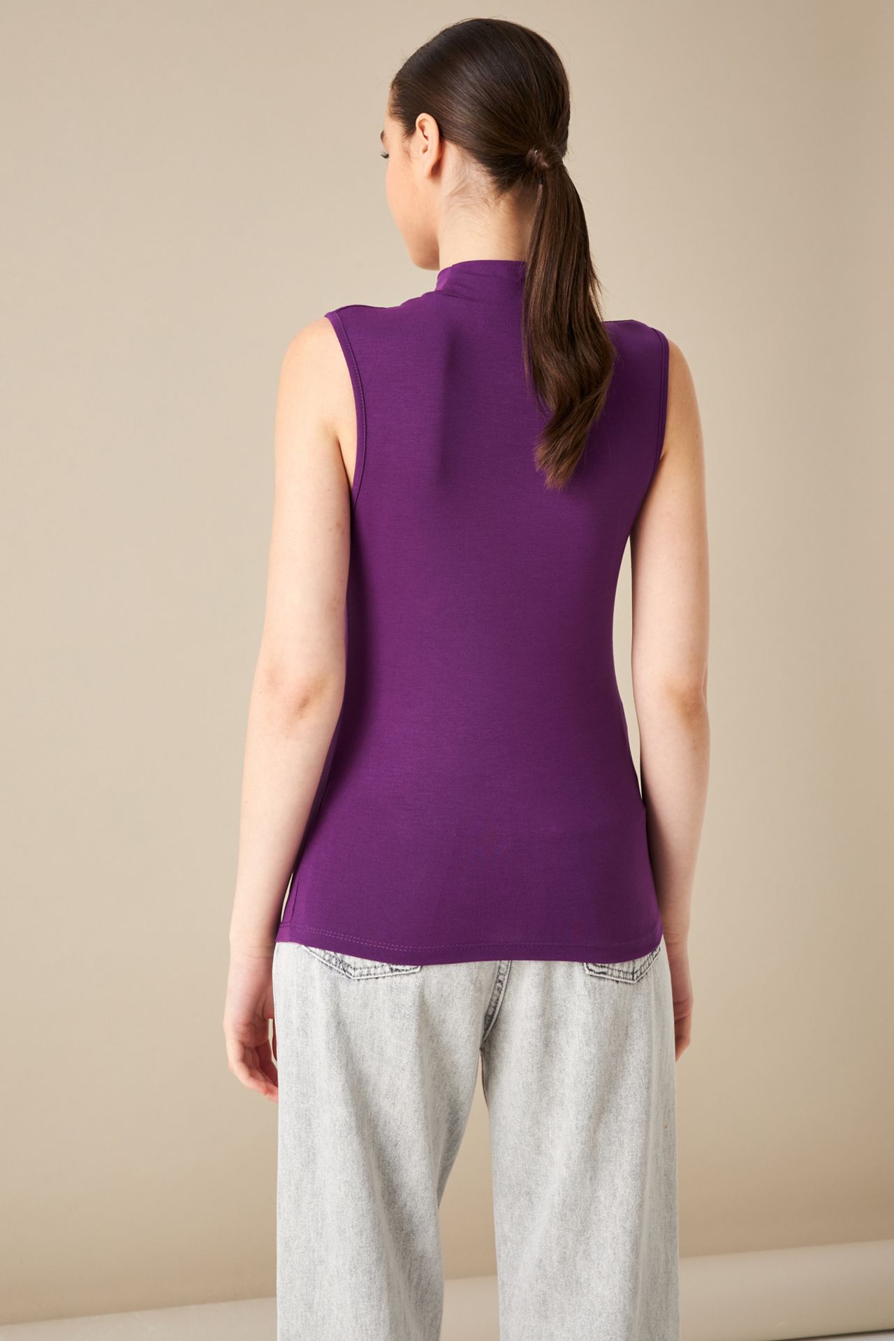 BIPANTOLON Women's Sleeveless Half Turtleneck Blouse 3