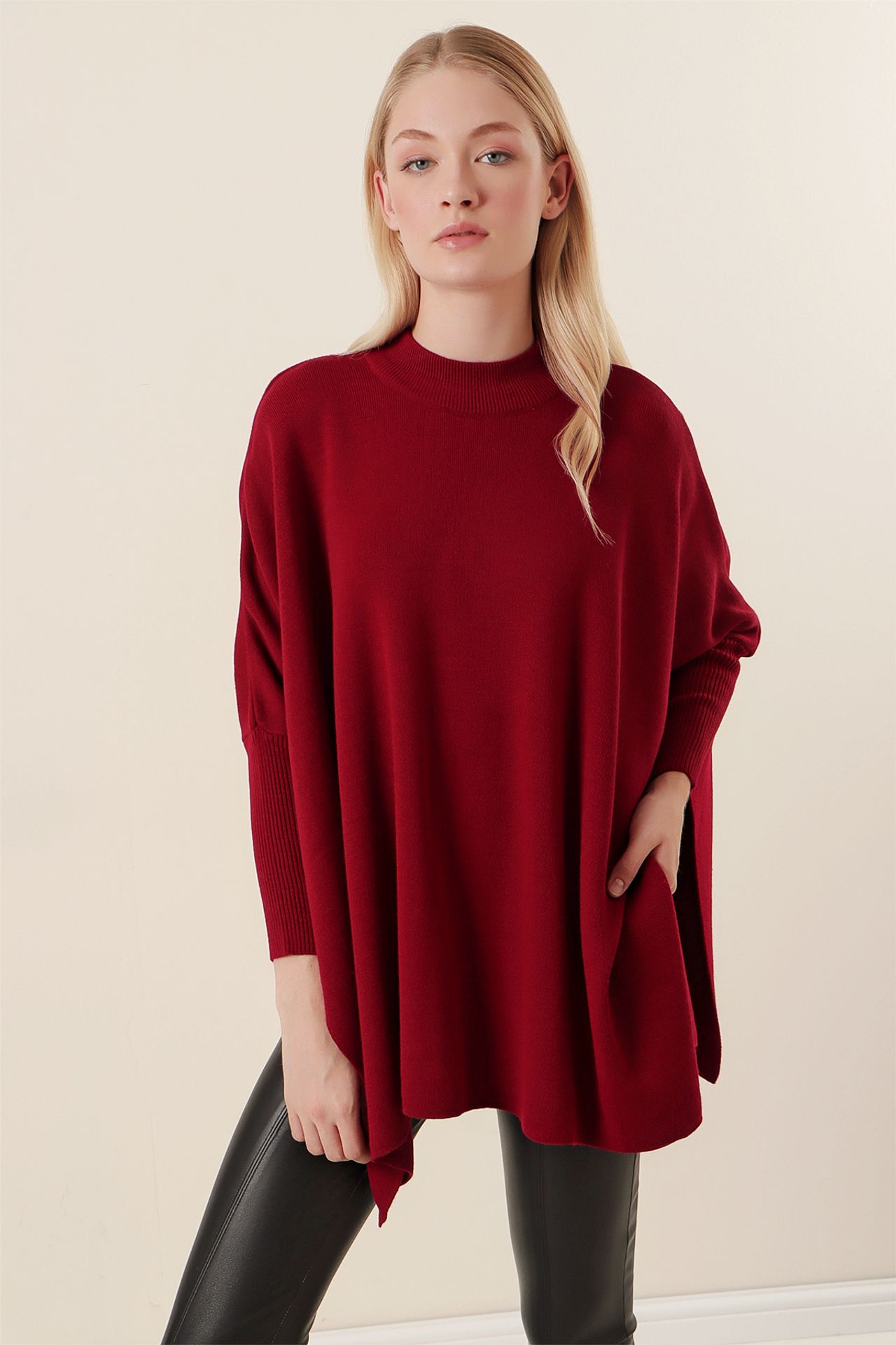 BDART Oversized Acrylic Crew Neck Jumper 3