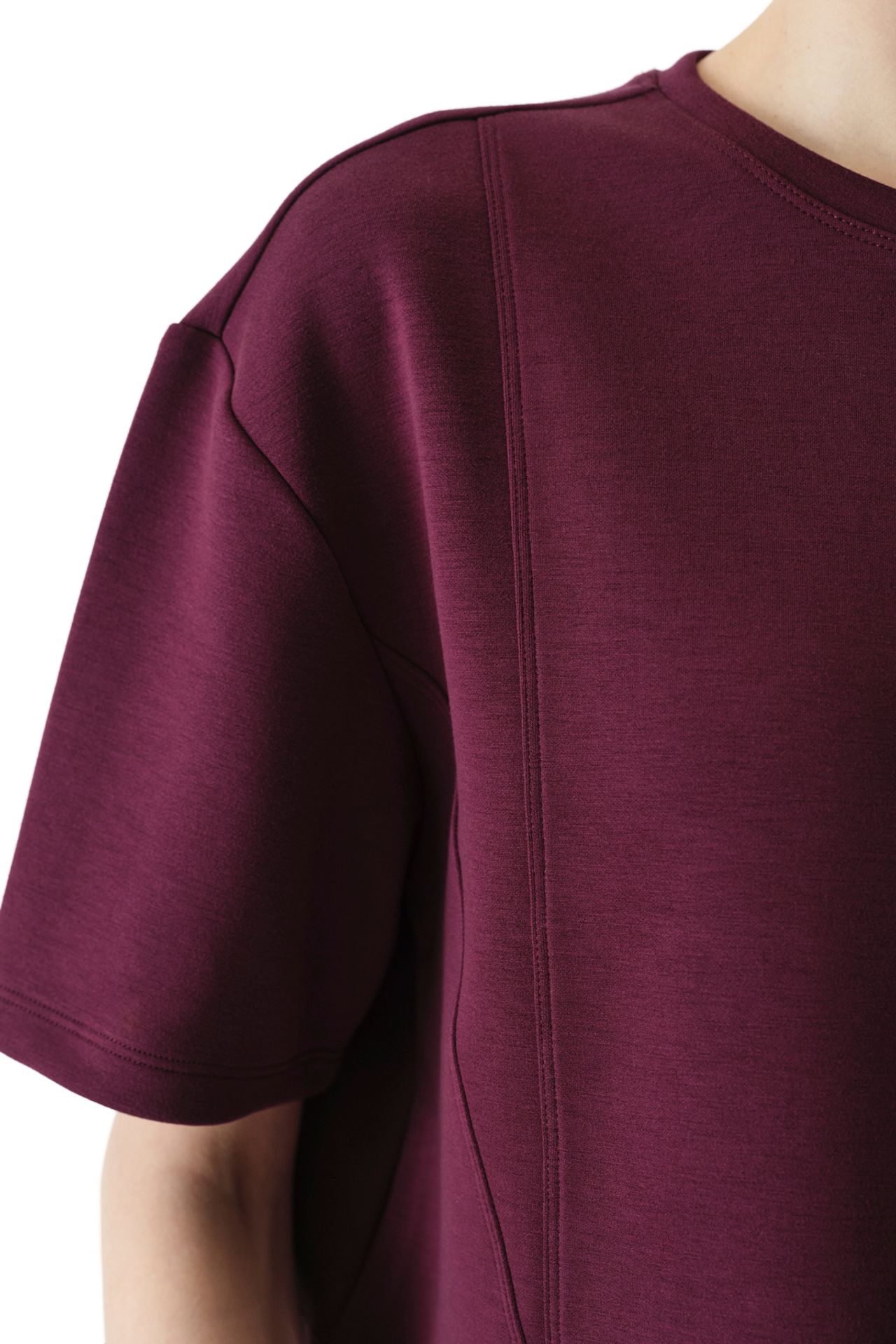 PENTI Silky Textured Seam Detailed Short-Sleeve T-Shirt 3