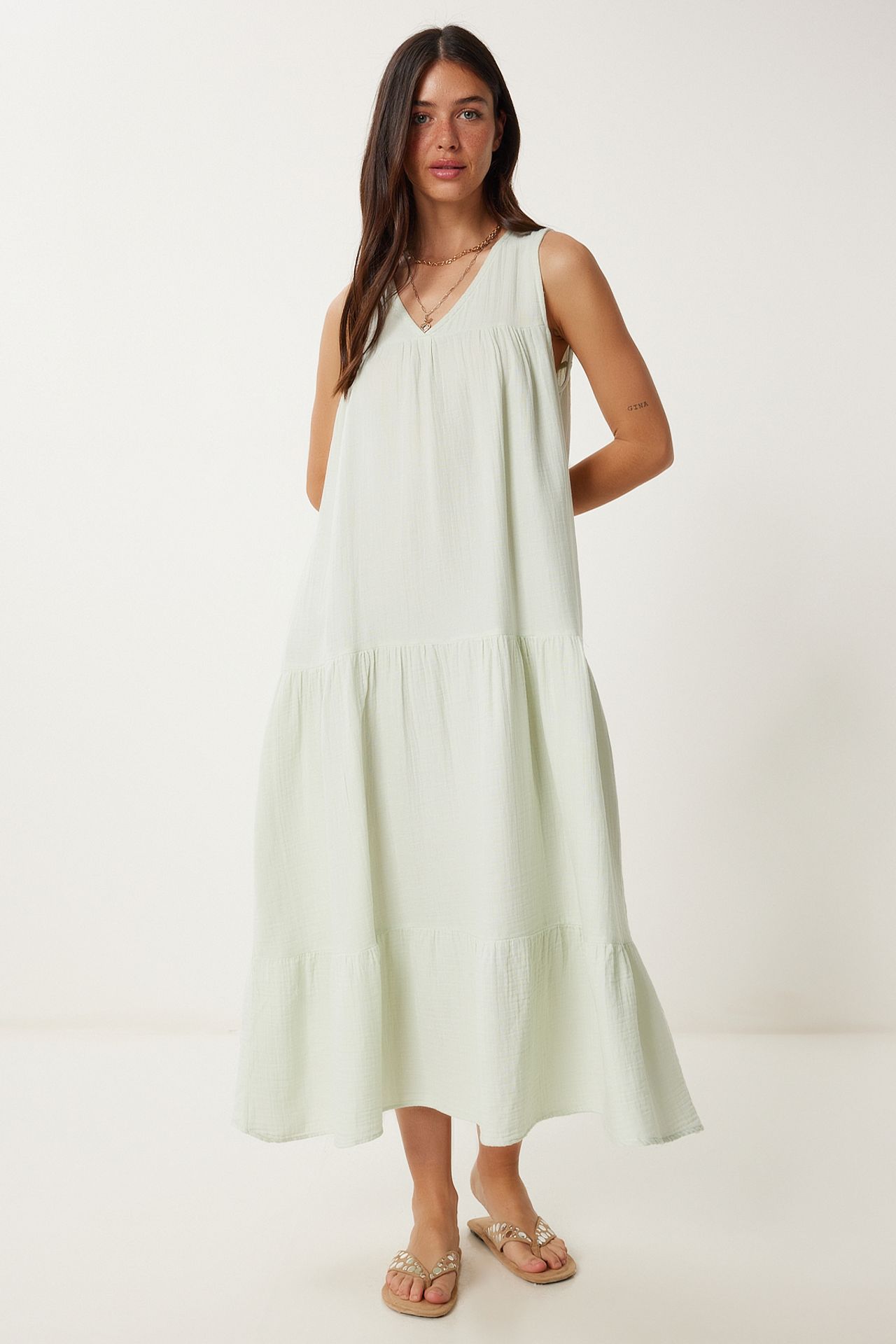 ISTANBUL Frilly V-Neck Midi Dress 2