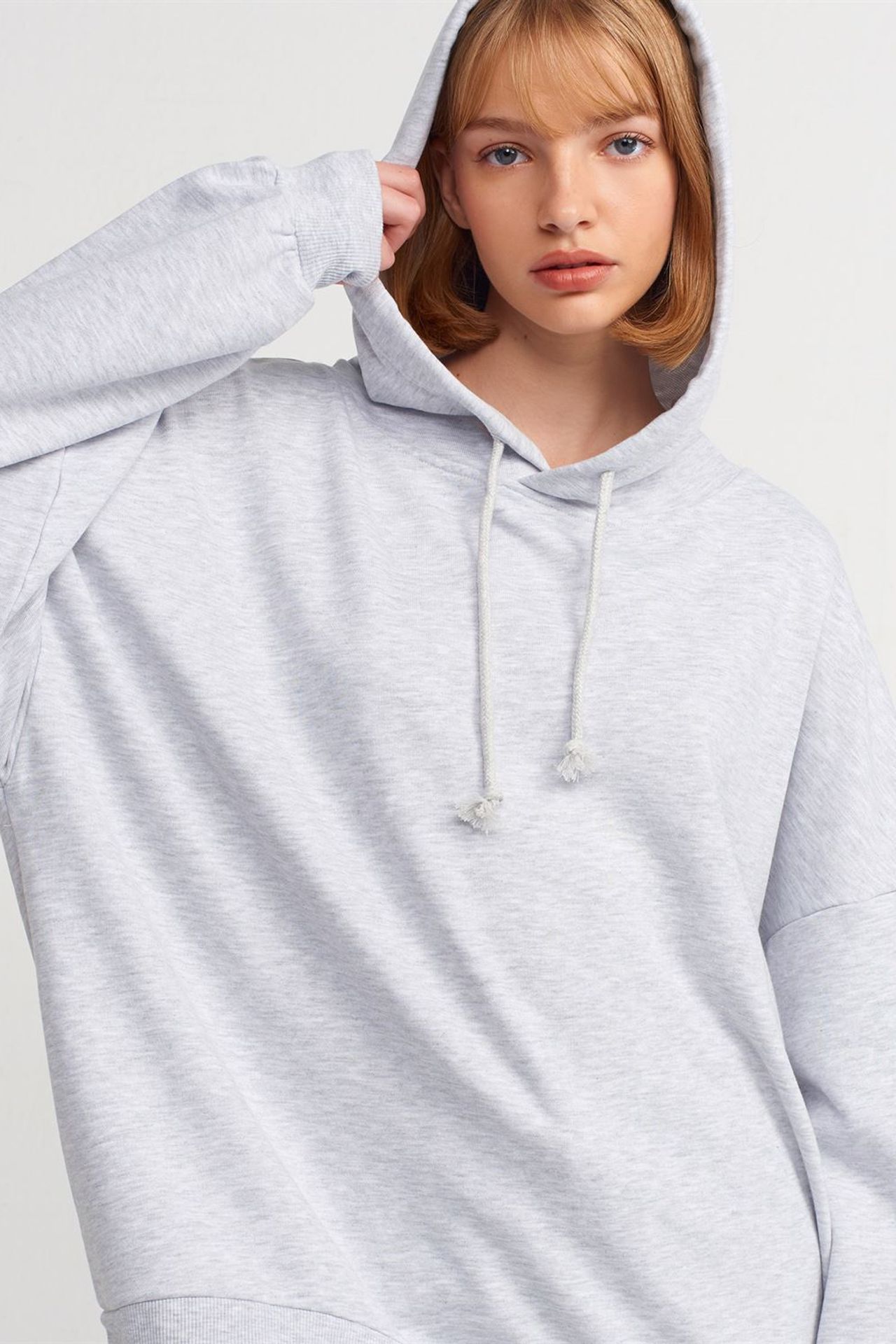 DILVIN Oversized Cotton Hooded Sweatshirt 4