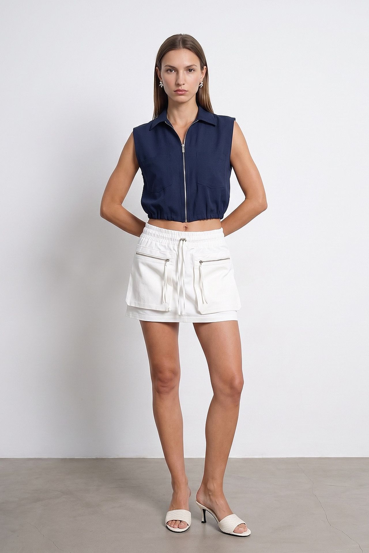 DILVIN Women's Cropped Sleeveless Shirt With Zip 4
