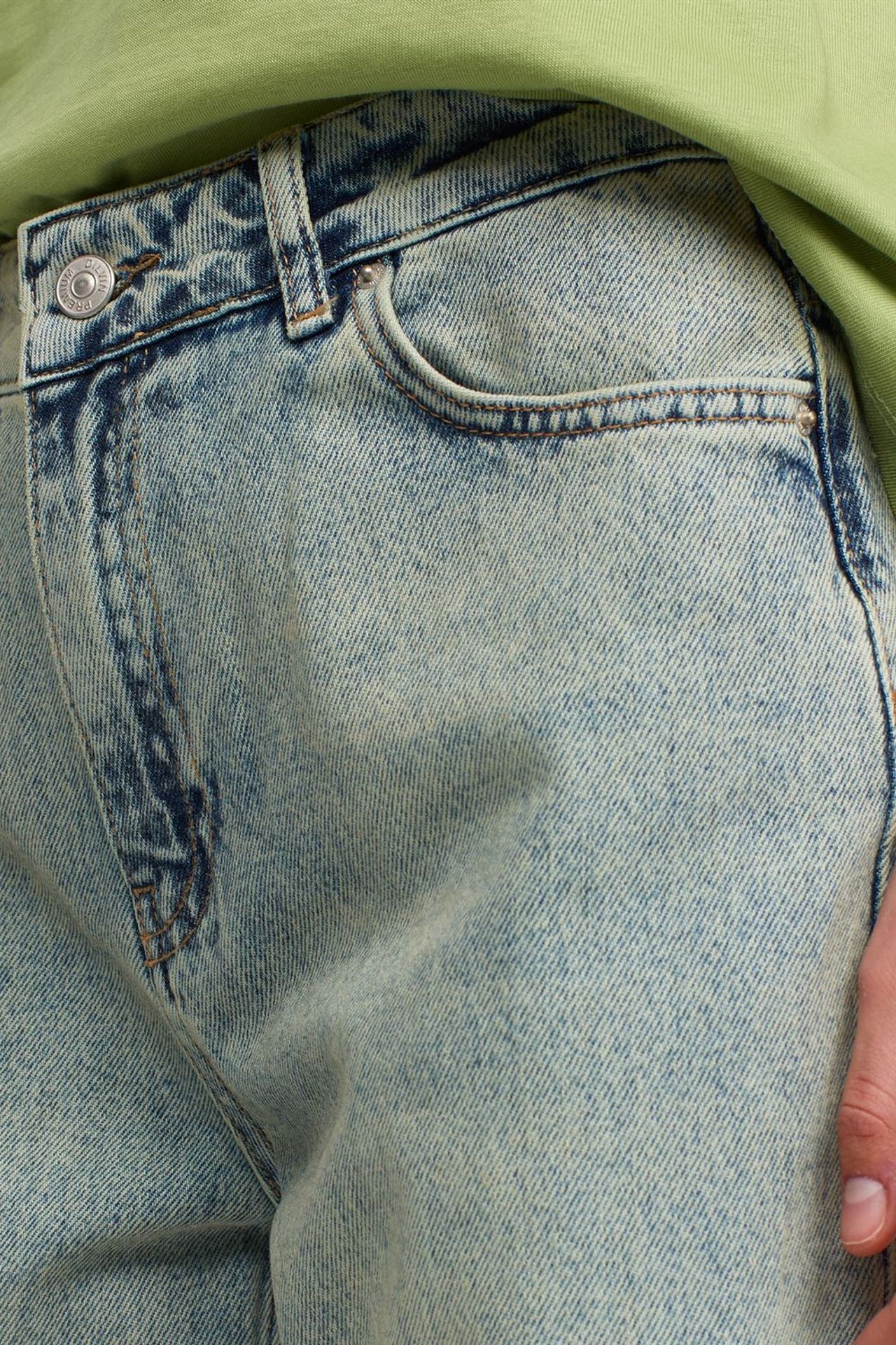 DILVIN Low-Waist Straight-Leg Cotton Jeans 4