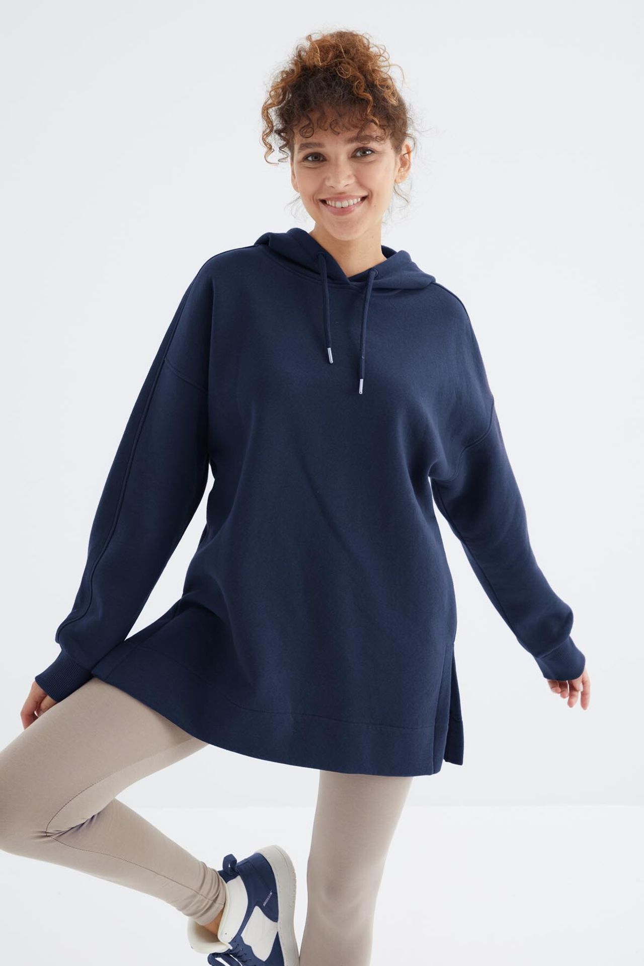 TOMMY Oversized Hooded Sweatshirt With Pocket 3