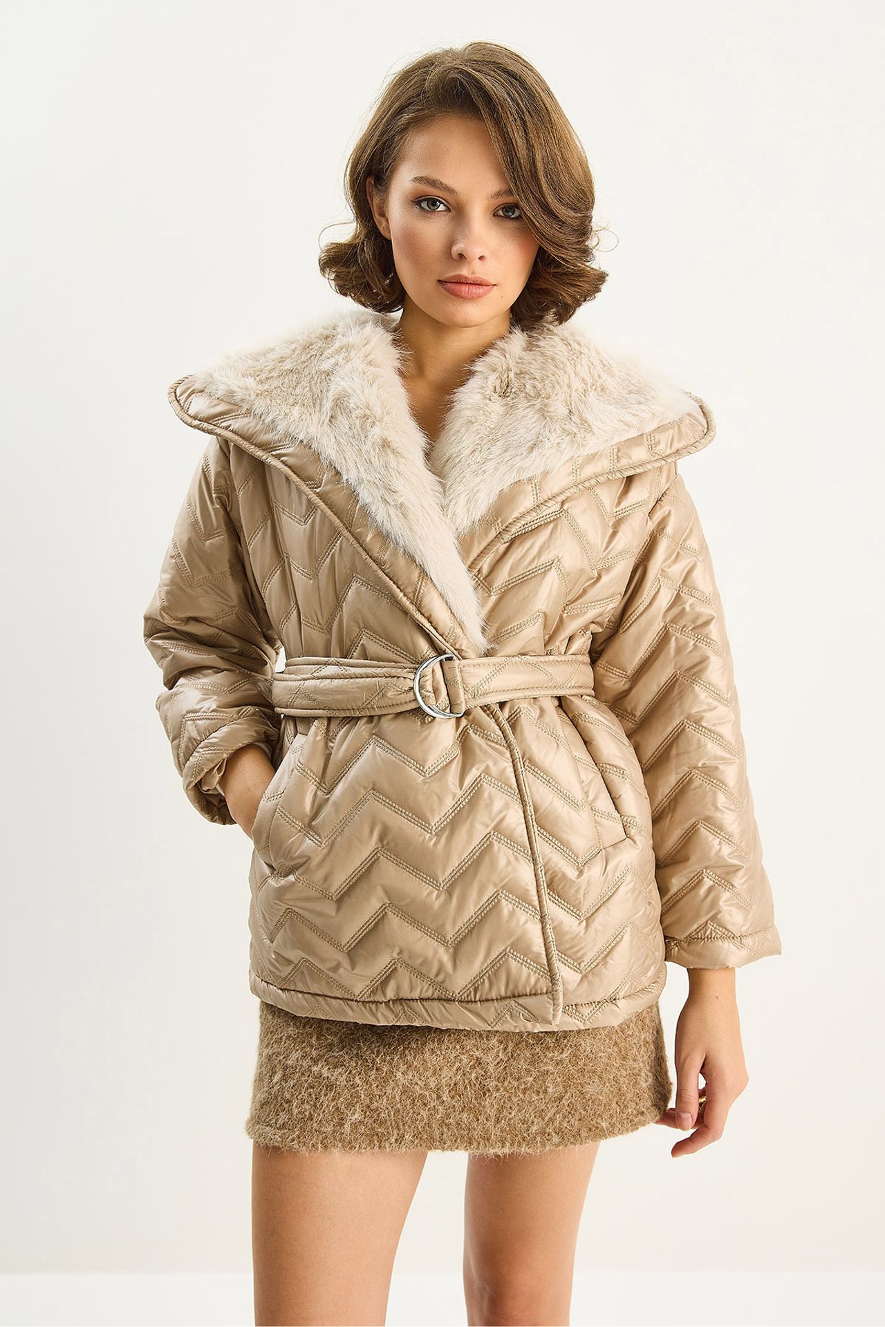 LUCCI Hooded Faux Fur Detailed Jacket