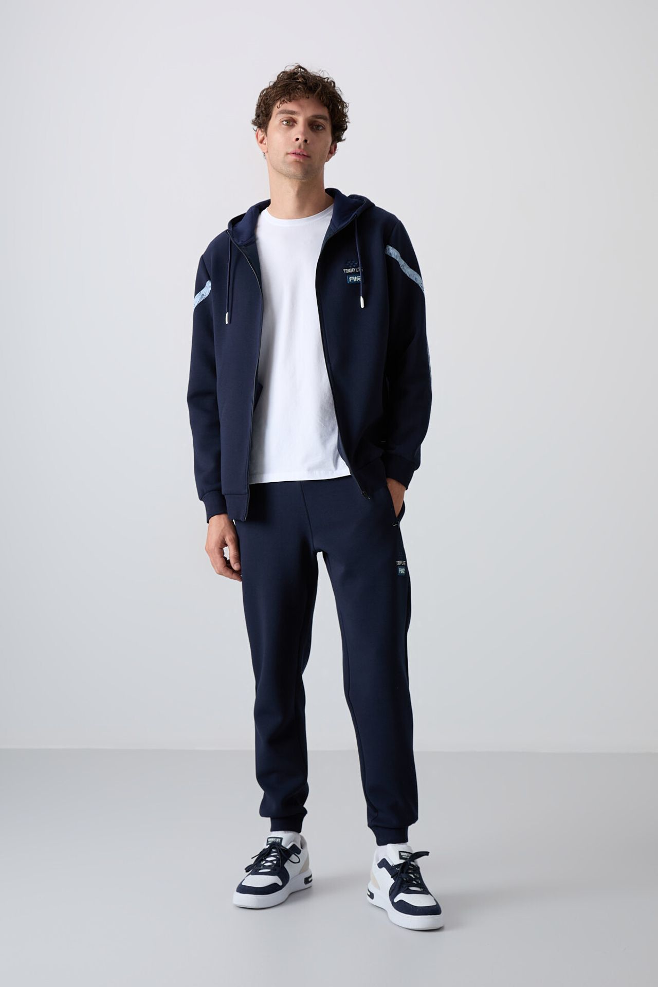 TOMMY Men's Hooded Sweatshirt And Pants Set 1
