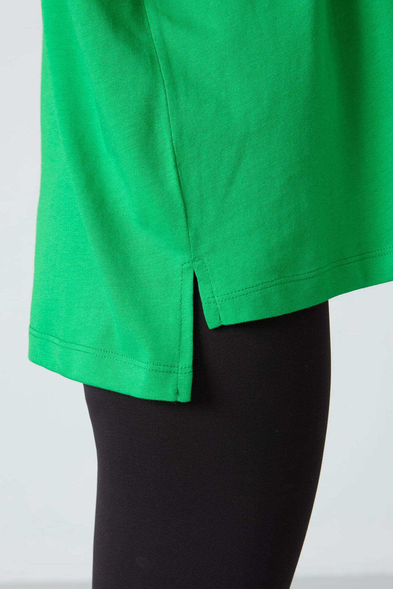 TOMMY Oversized Cotton-Modal Crew Neck T-Shirt 3