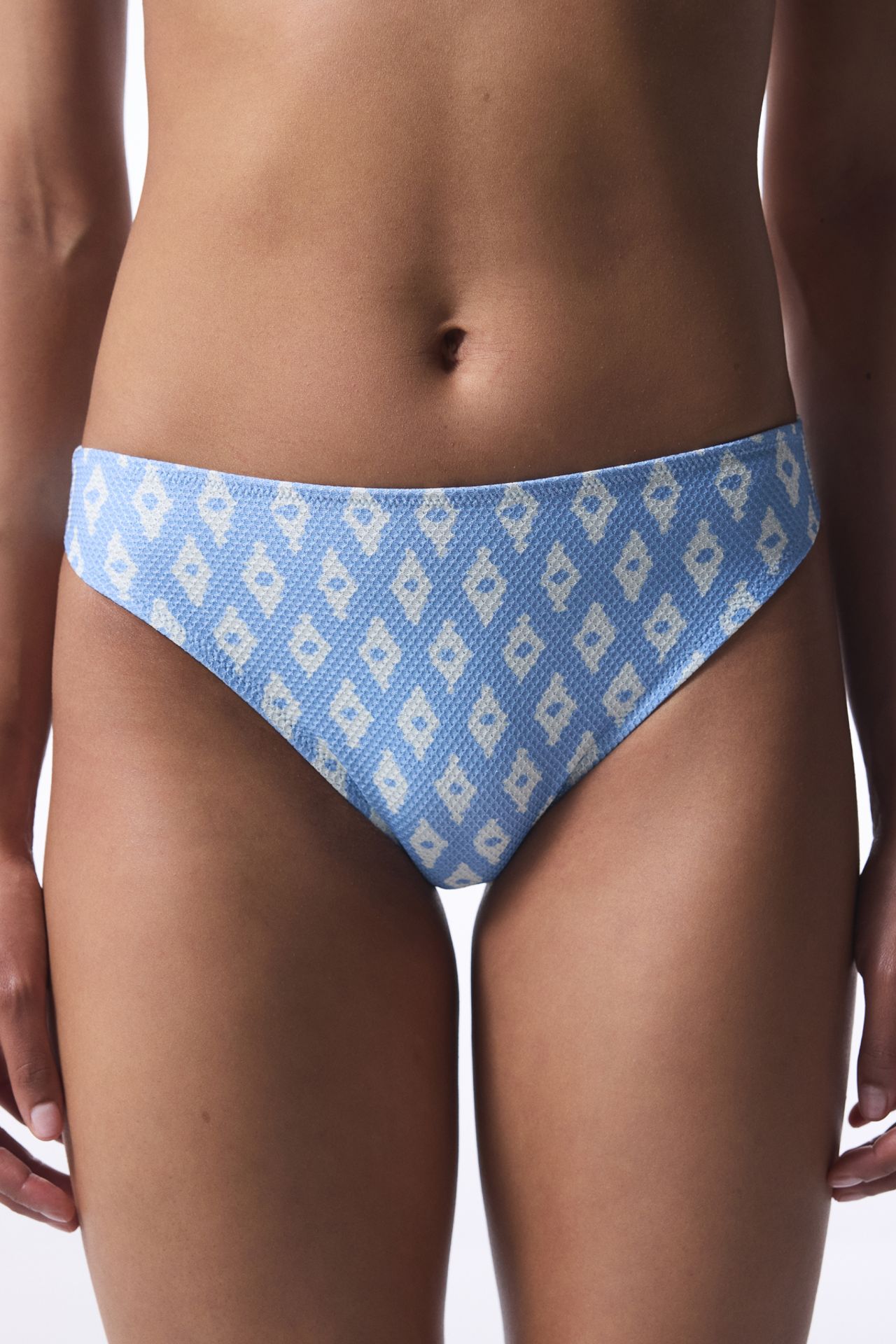 PENTI NOMI Bikini Bottom 1