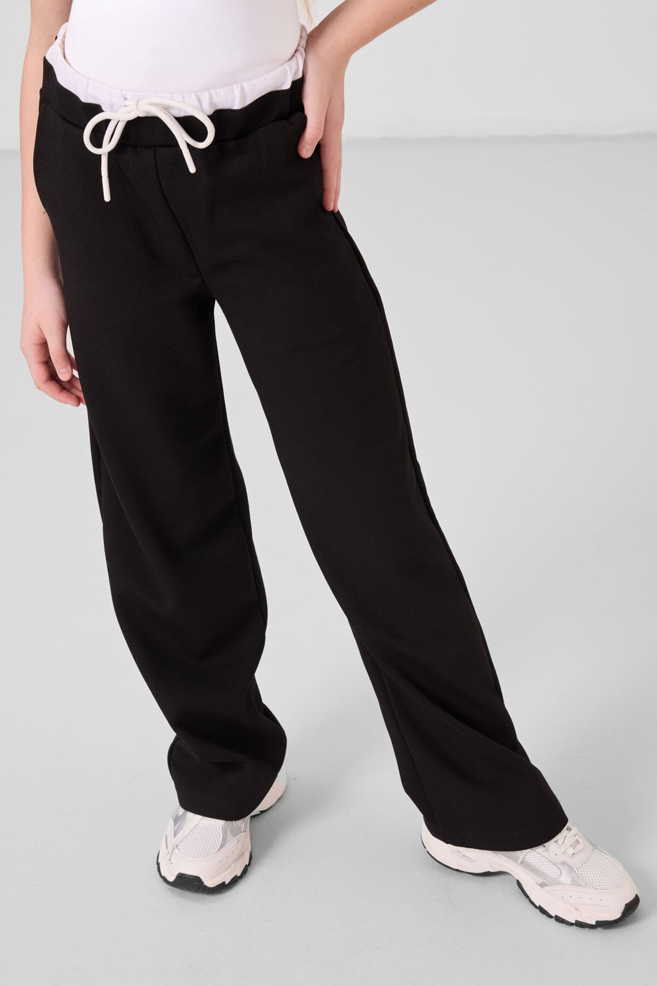TOMMY Printed Embroidered Tracksuit Set 2