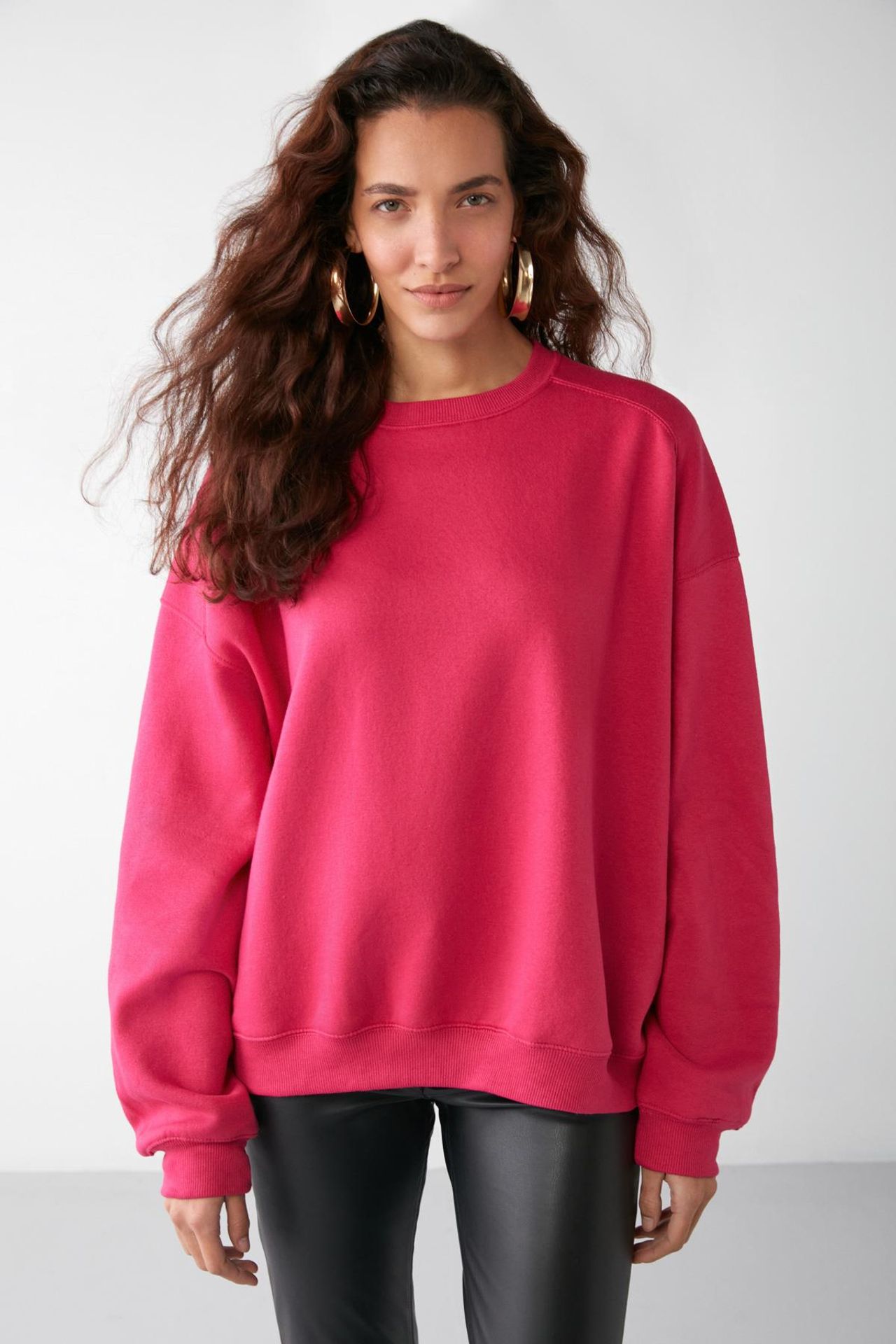 GRIMELANGE Oversized Ribbed Crew Neck Sweatshirt 3