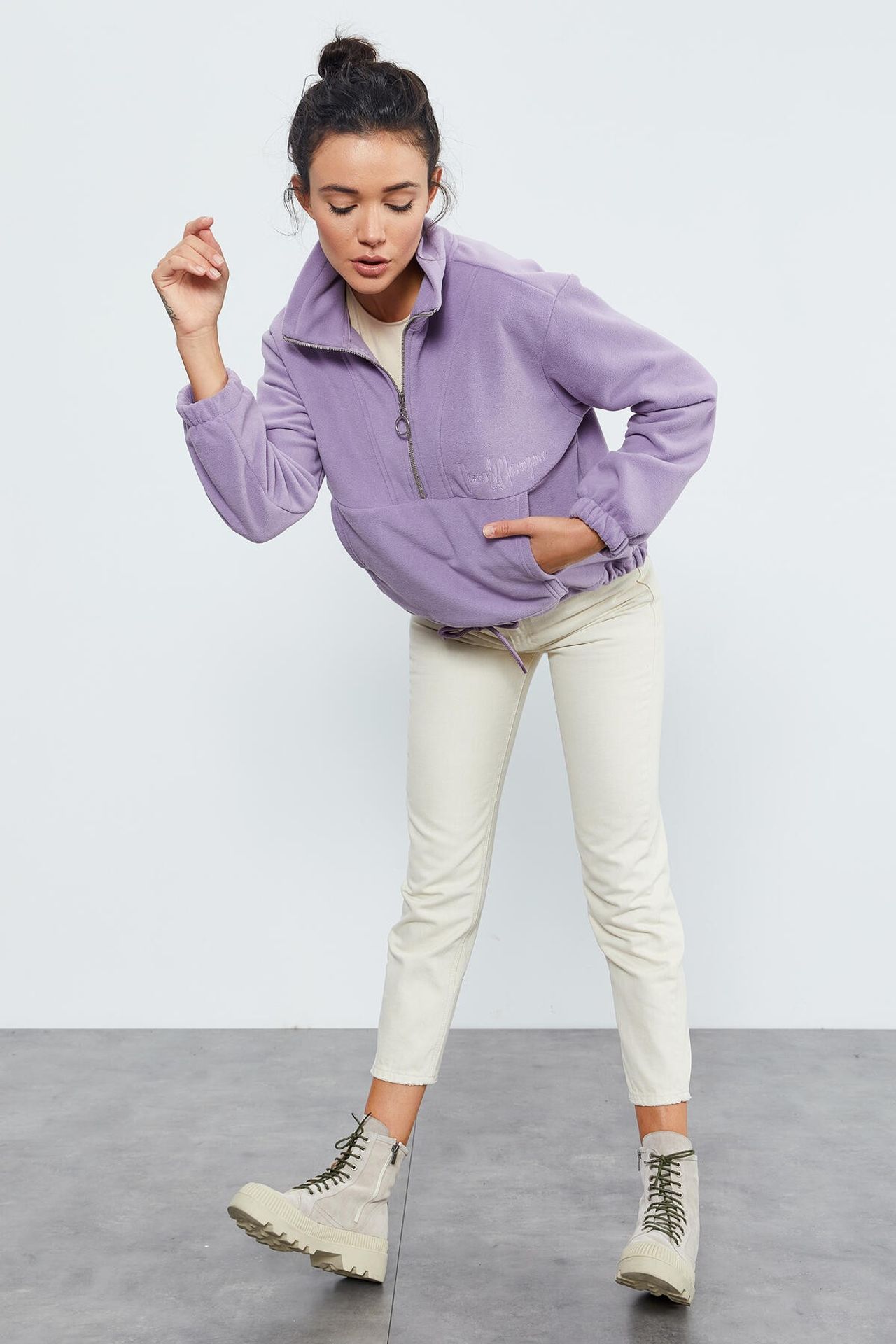 TOMMY Oversized Half-zip Plush Sweatshirt 6