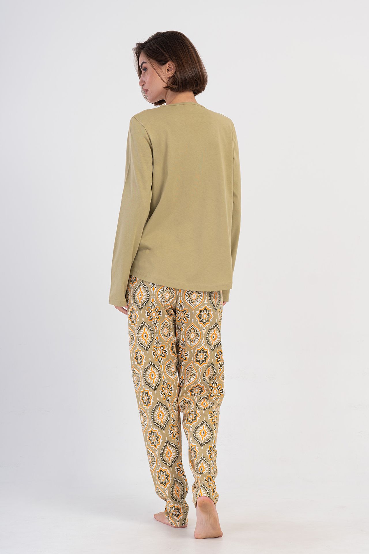 YAKE Uzun Kollu İki Parçalı Pijama Takımı 4