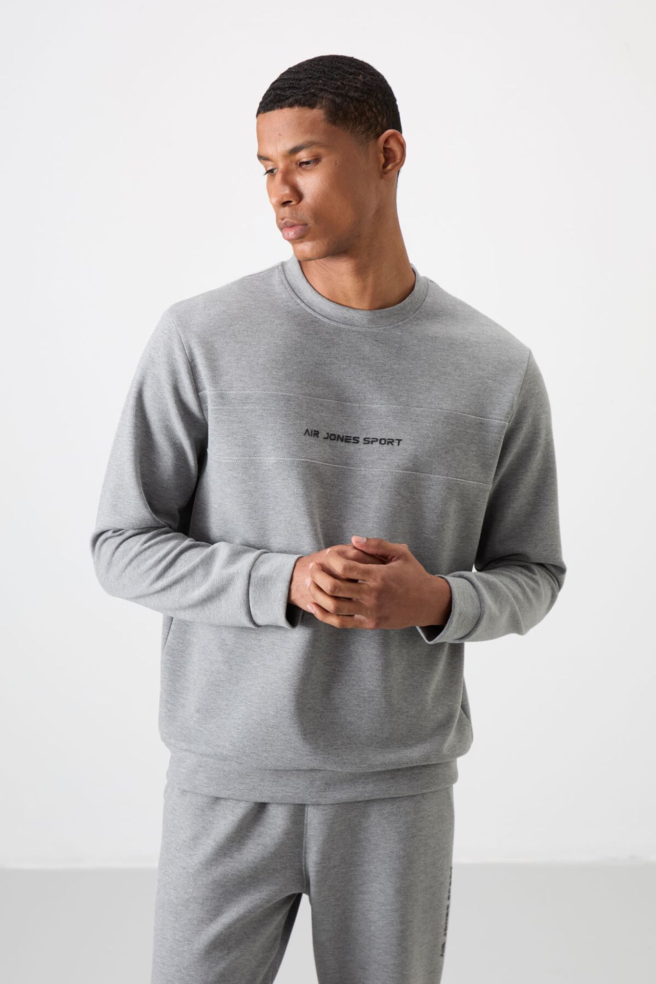 TOMMY Printed Fleece Sweatshirt And Pants Set 4