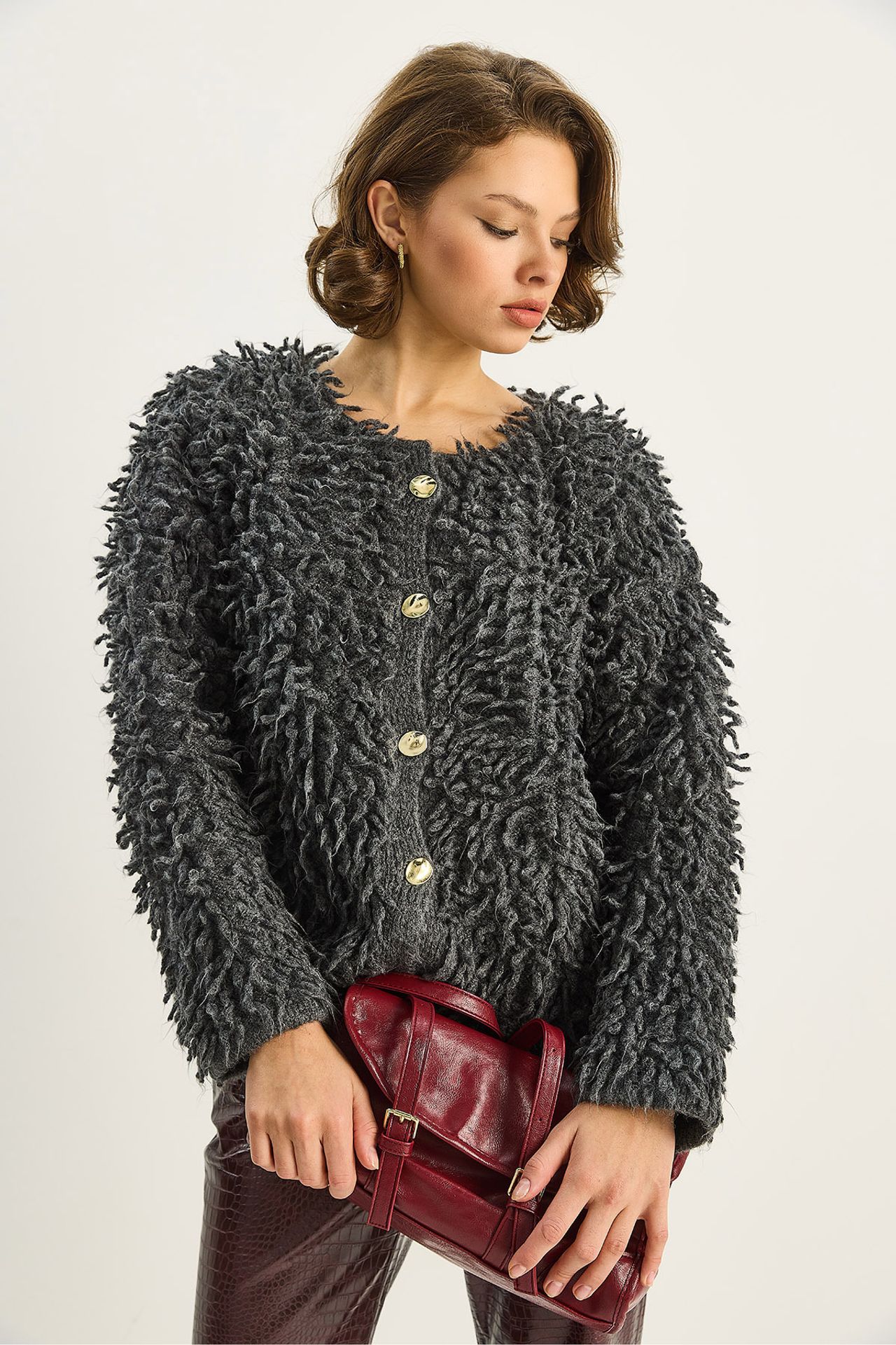 LUCCI Textured Button-Up Cardigan 3